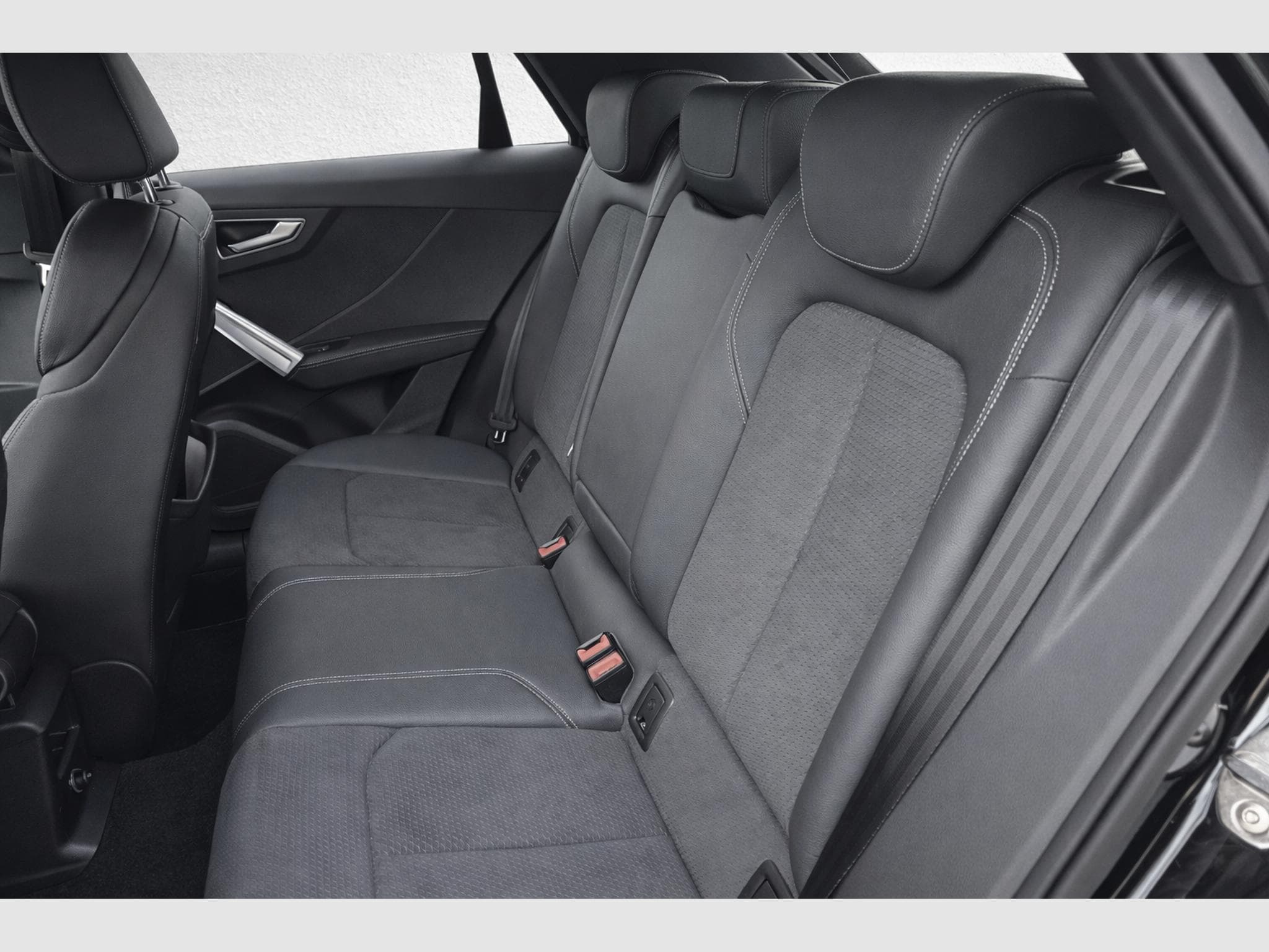 Audi Q2 35Tfsi 150 s-tronic (2021) - Foto 4