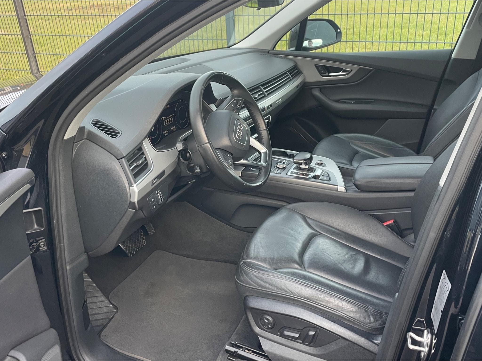 Audi Q7 Quattro 3.0d (272ps) (2016) - Photo 7