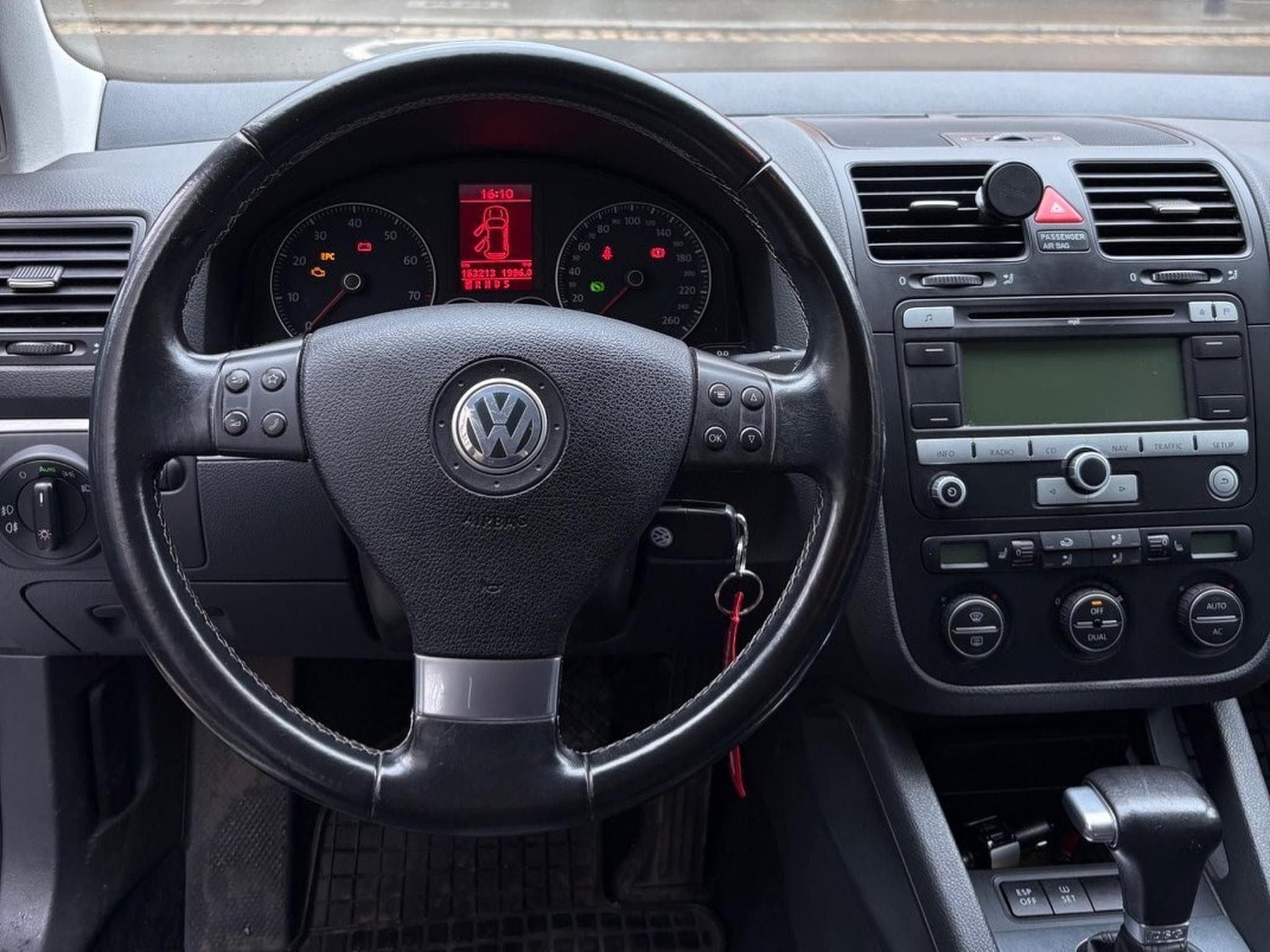 VW Golf (2008) - Photo 9