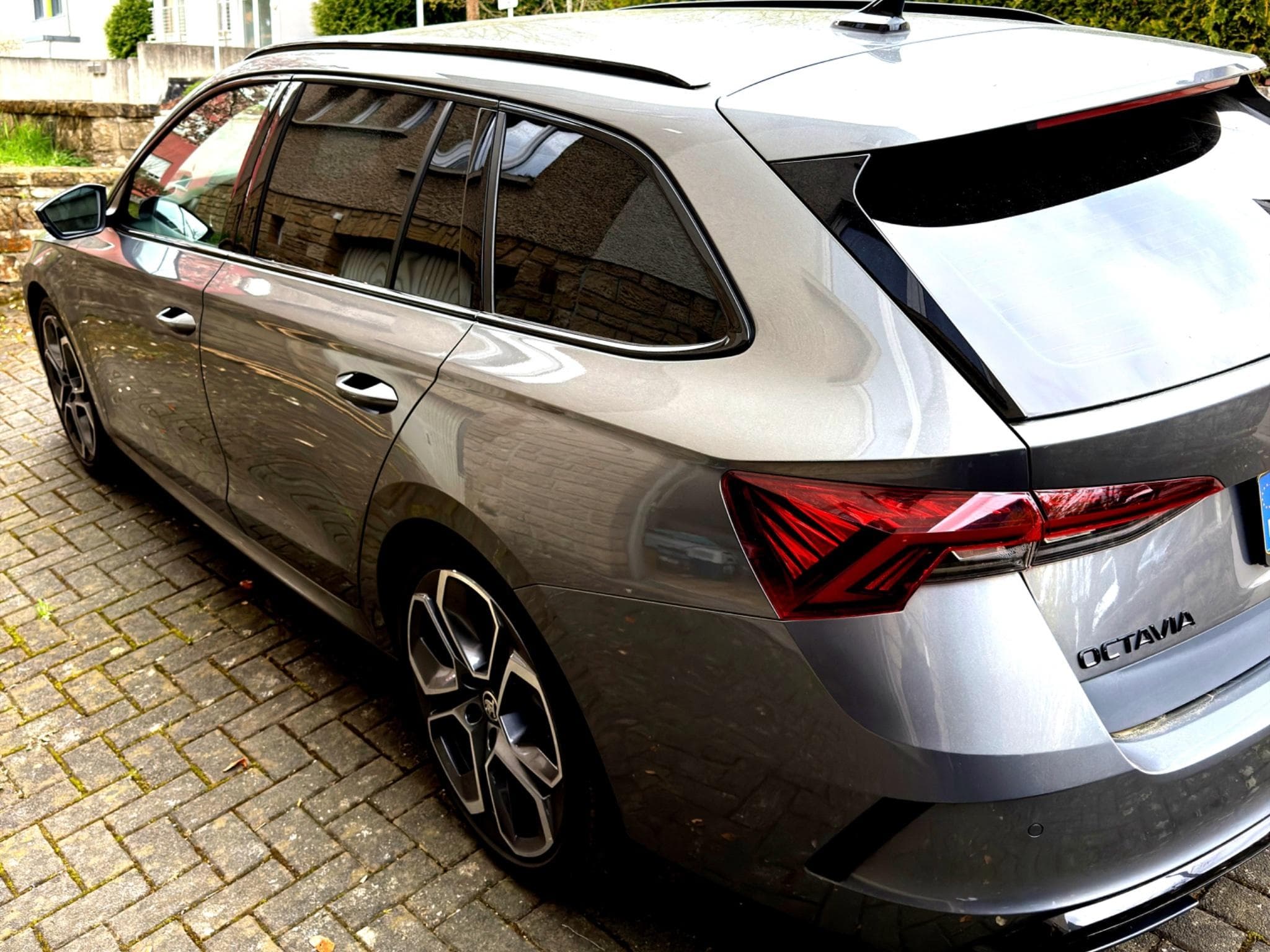 Skoda Octavia RS (2024) - Photo 3