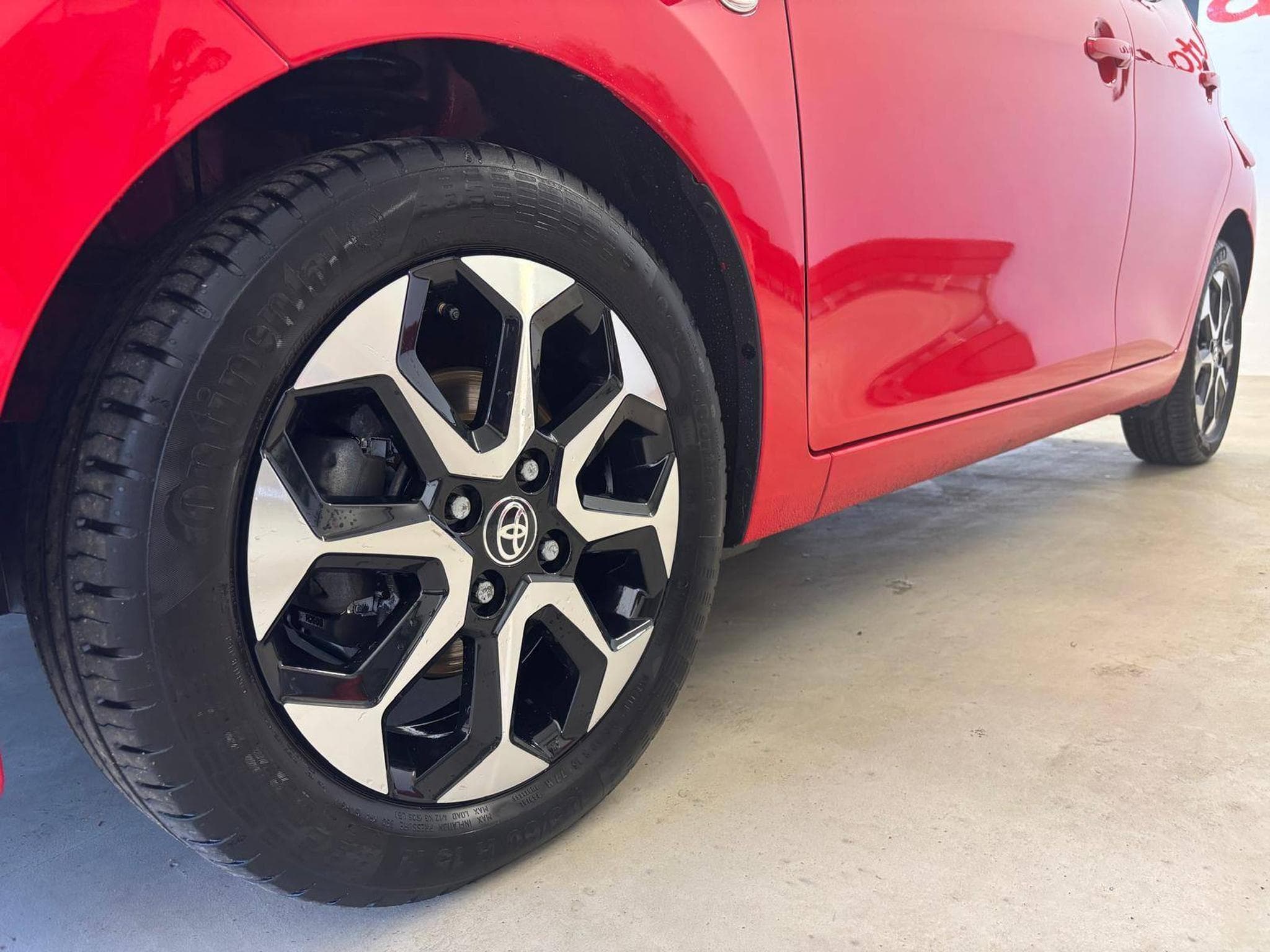 Toyota Aygo x-Play (2020) - Photo 8