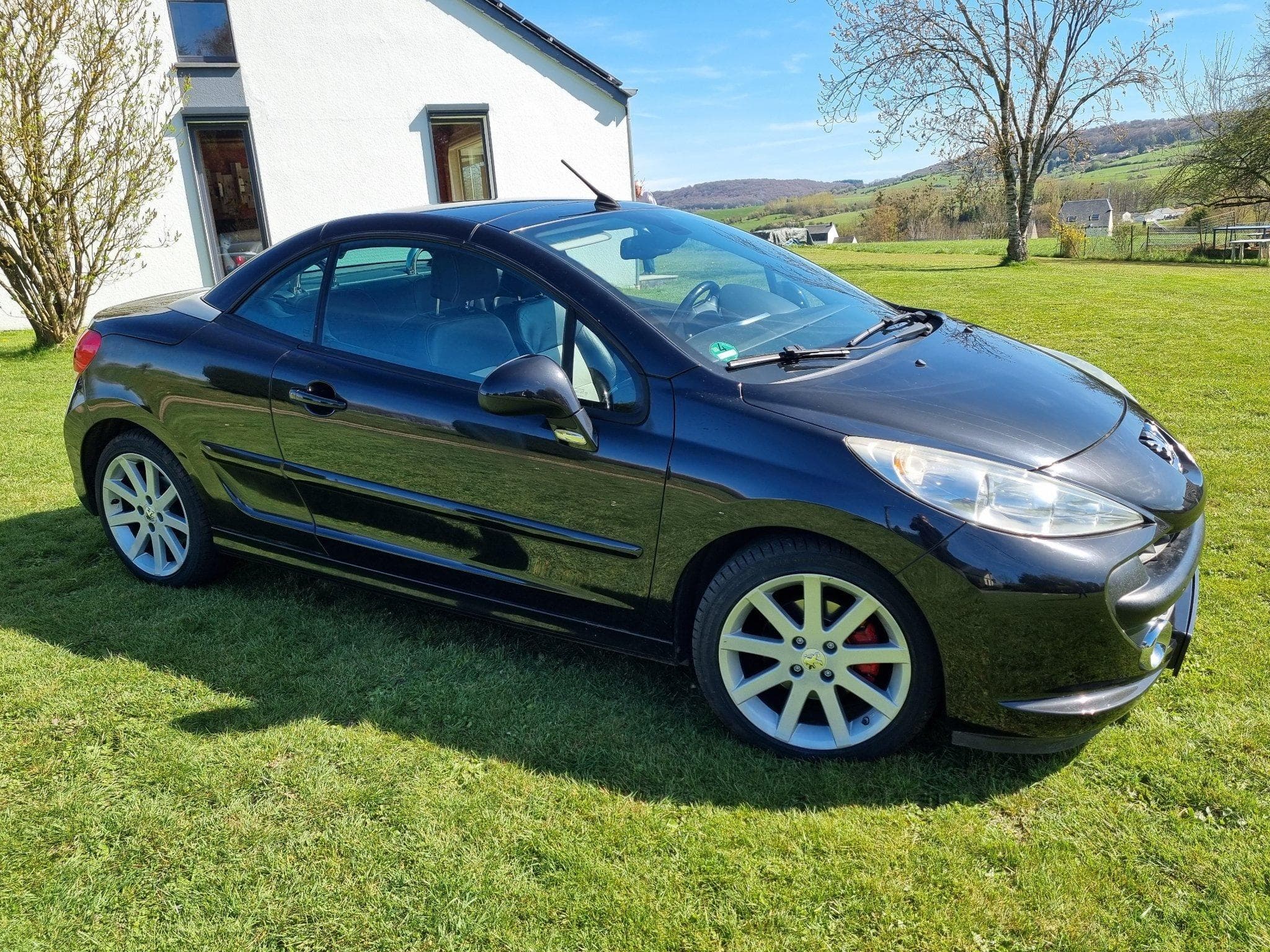 Peugeot 207 CC 1.6 THP 150 ROLAND GARROS (2008) - Photo 2