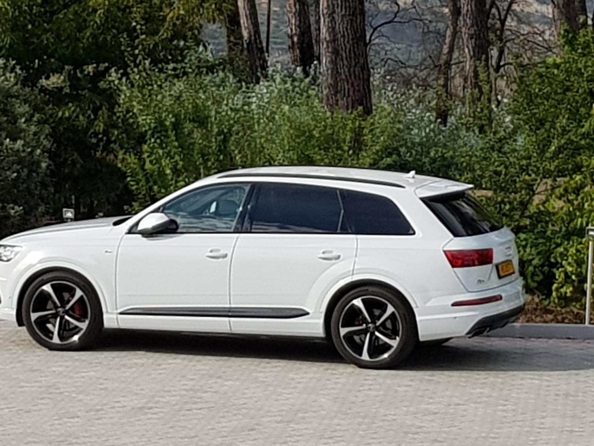 Audi Q7 S-line (2017) - Foto 1