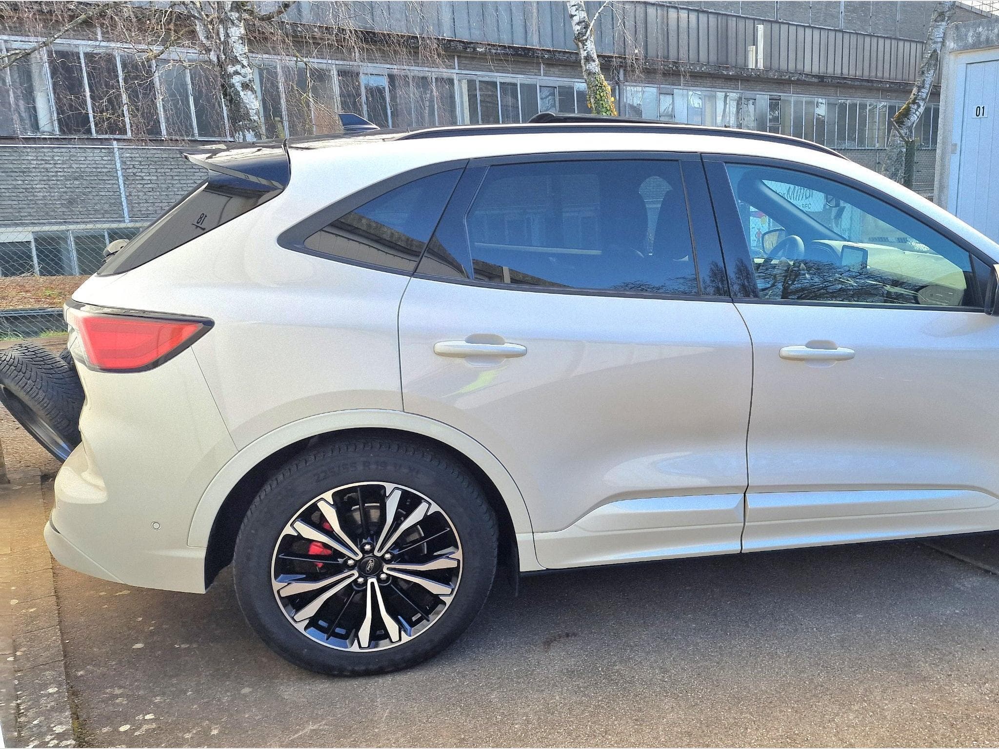 Ford Kuga ST-Line X (2022) - Photo 9