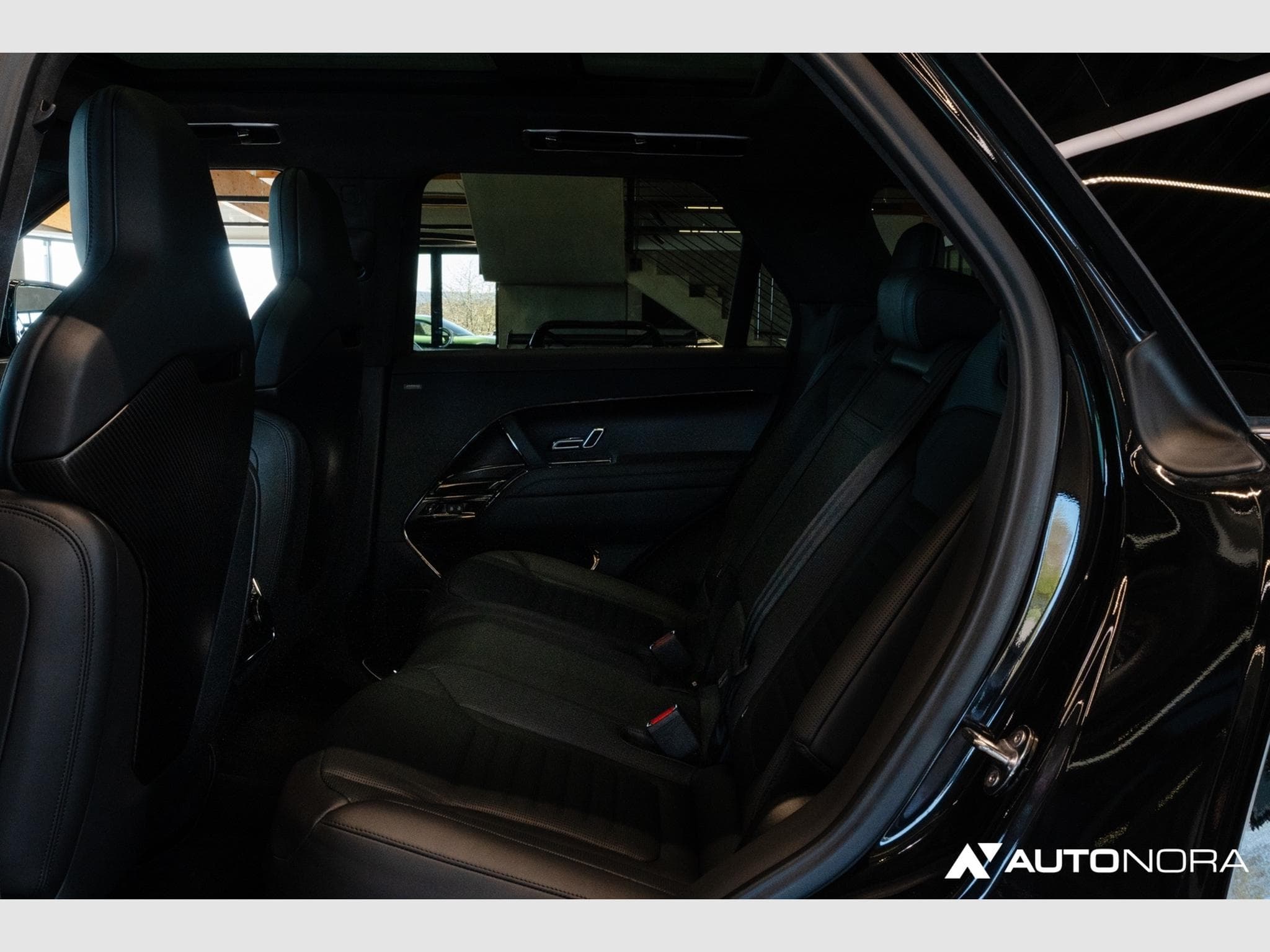 Land-Rover Range Rover Sport SV 635 Edition One (2024) - Photo 13