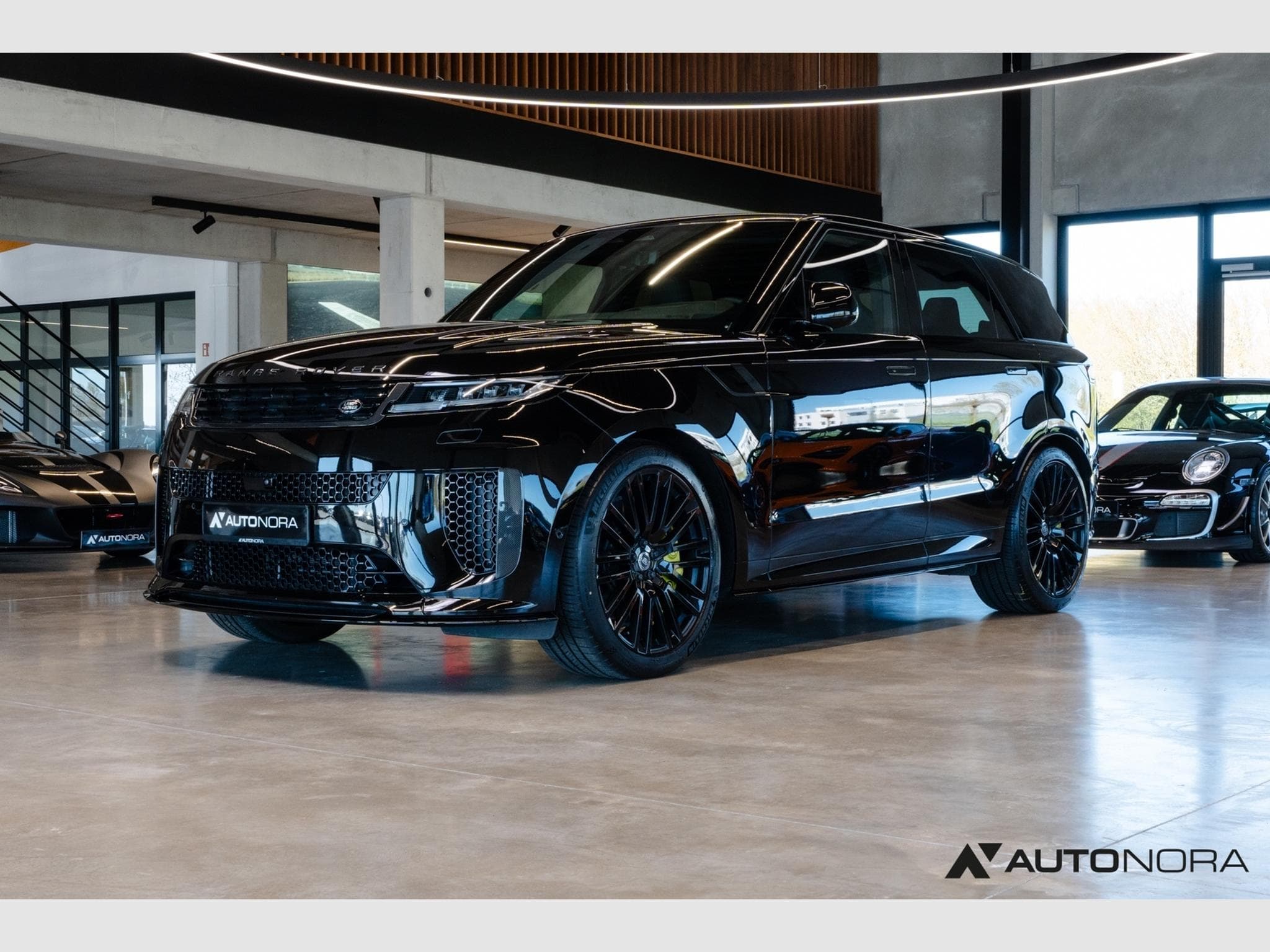 Land-Rover Range Rover Sport SV 635 Edition One (2024) - Photo 6