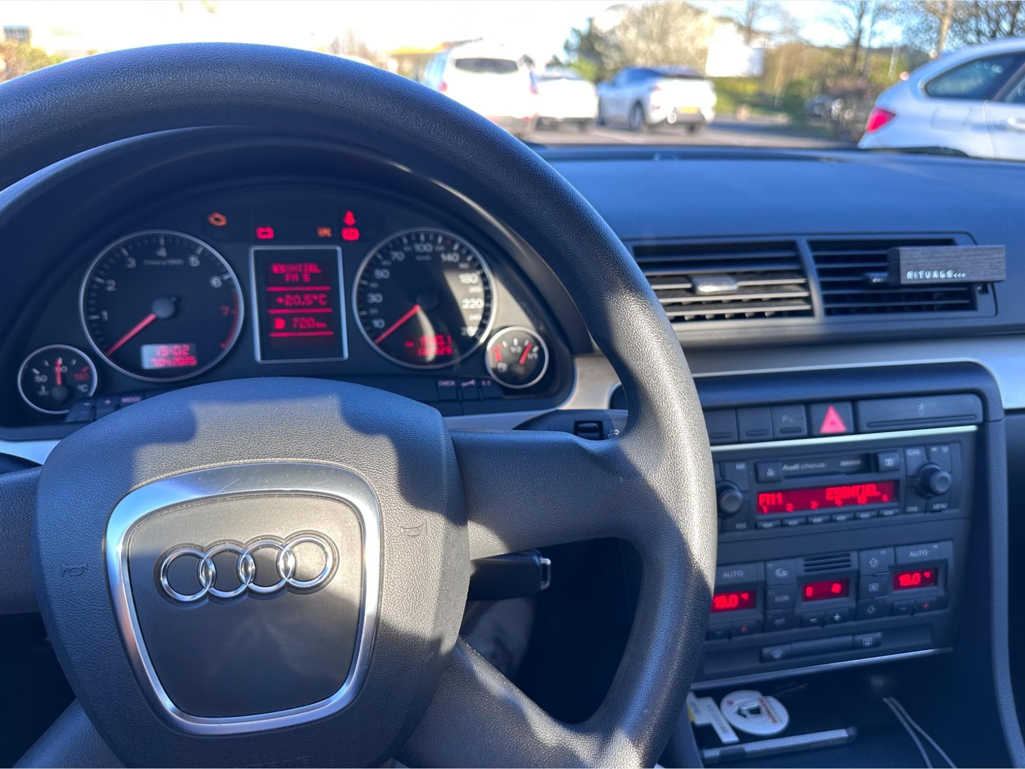 Audi A4 (2006) - Photo 3