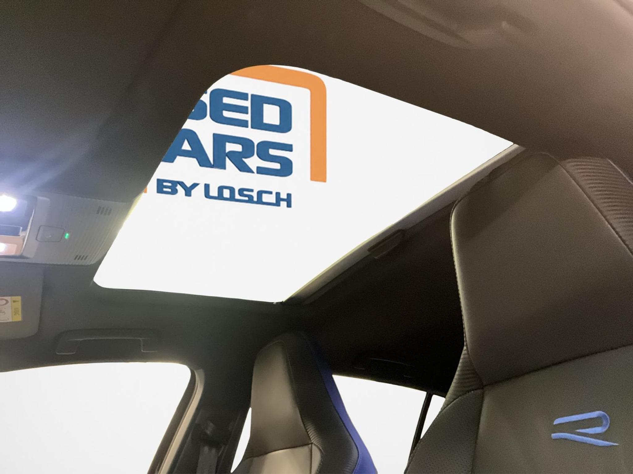 VW Golf R+DSG+4M+P.Leder+Akra. (2021) - Photo 15