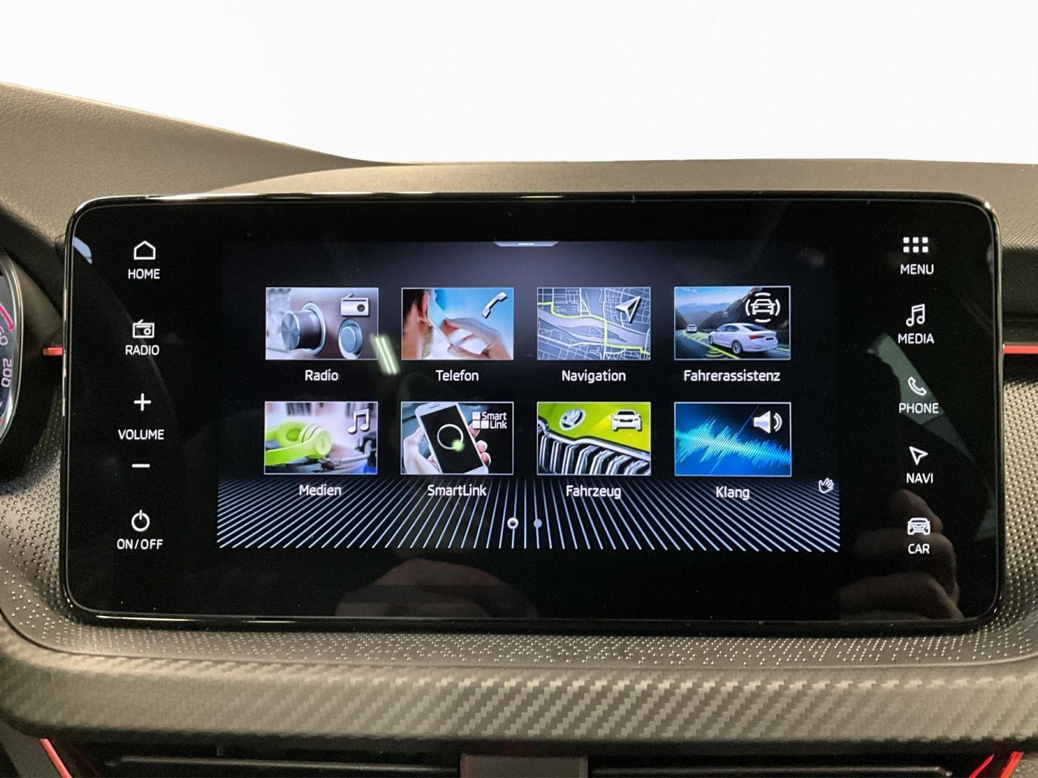 Skoda Scala Monte-Carlo+LED+NAVI+Digi+ (2025) - Photo 14