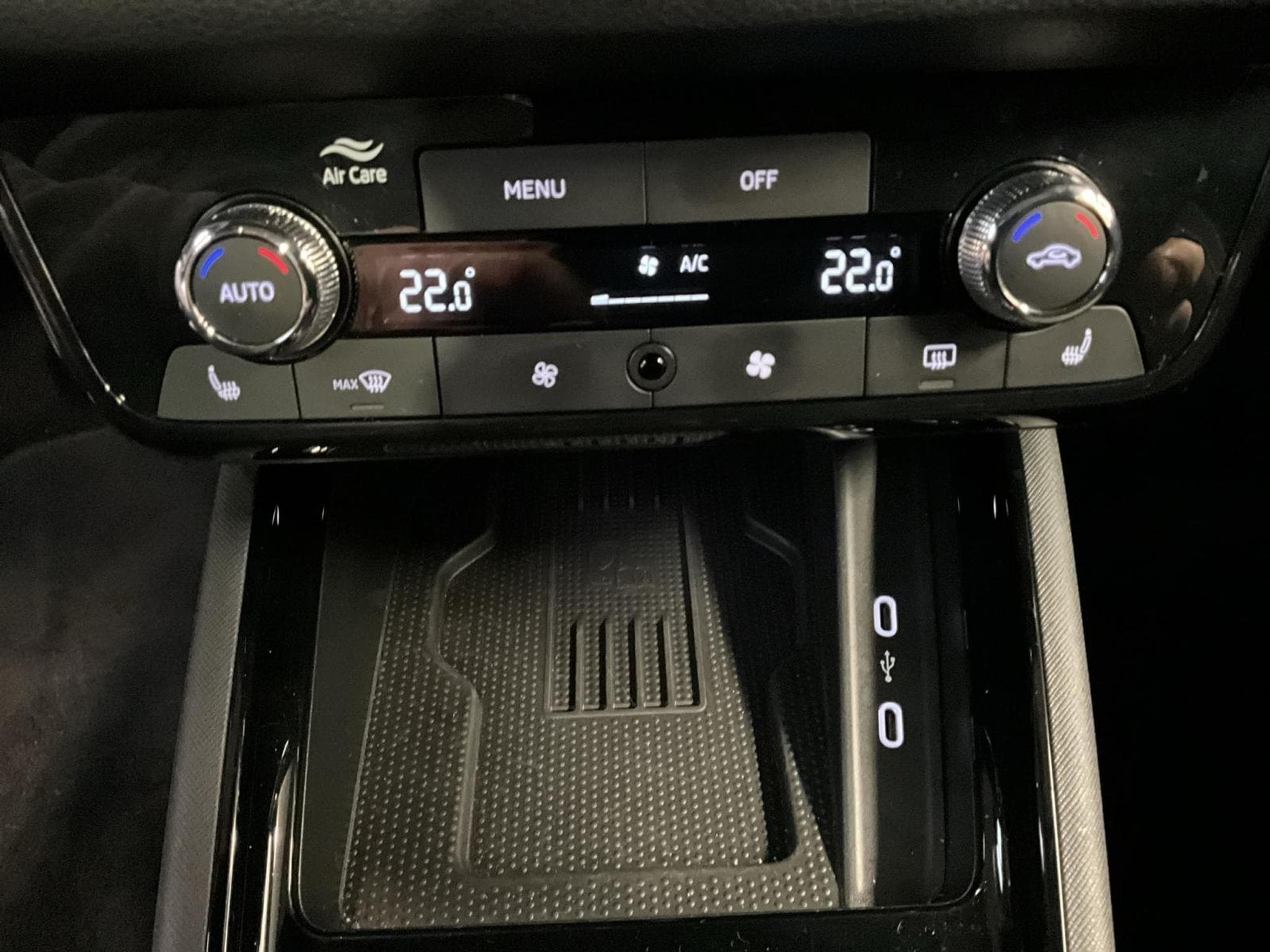 Skoda Scala Monte-Carlo+LED+NAVI+Digi+ (2025) - Photo 20