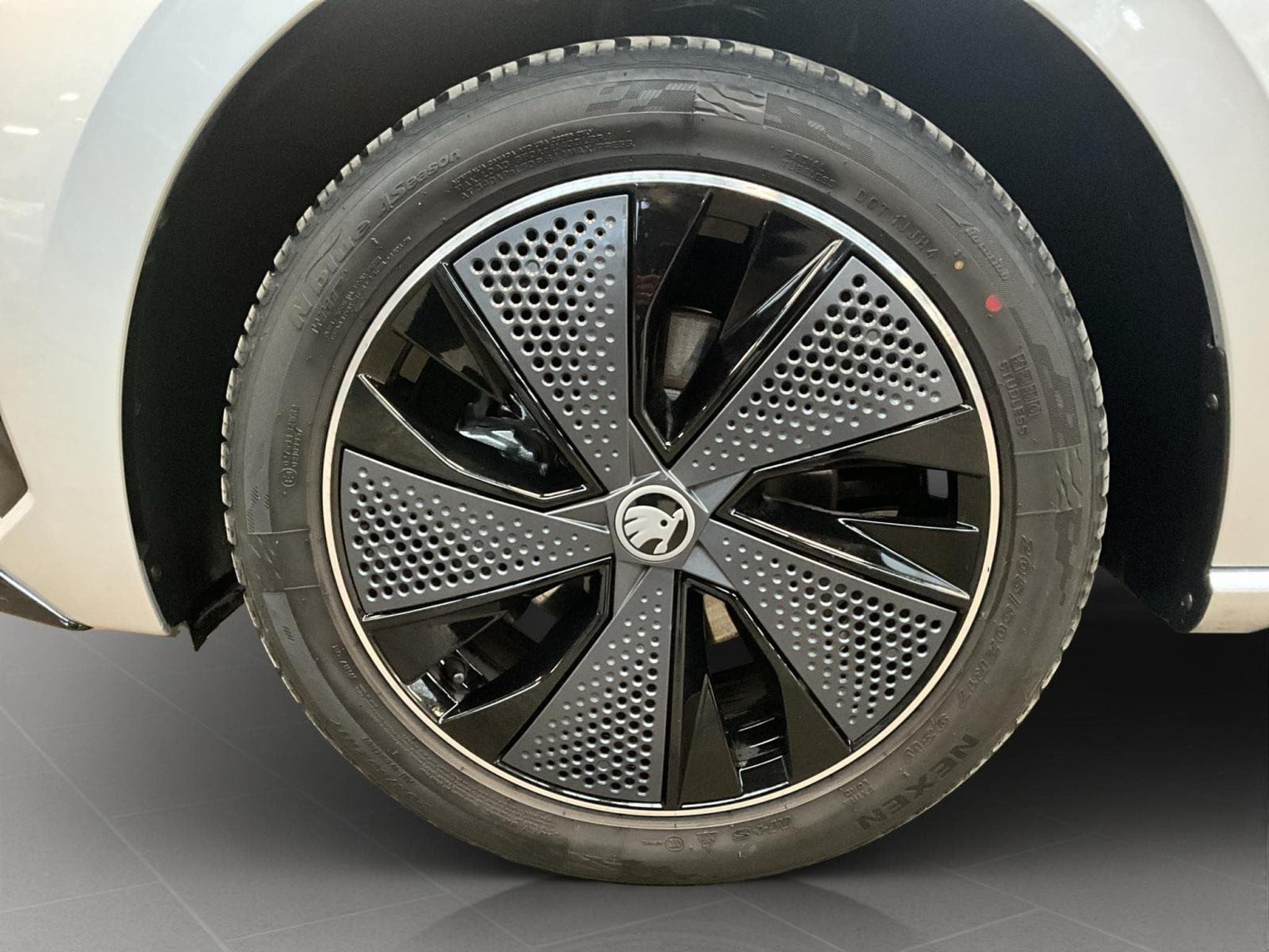 Skoda Scala Monte-Carlo+LED+NAVI+Digi+ (2025) - Photo 9