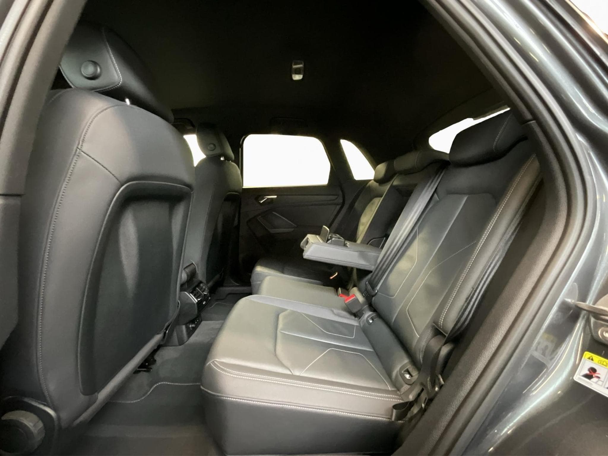 Audi Q3 S-Line+40TDI+Quattro+S-Tronic (2022) - Photo 15