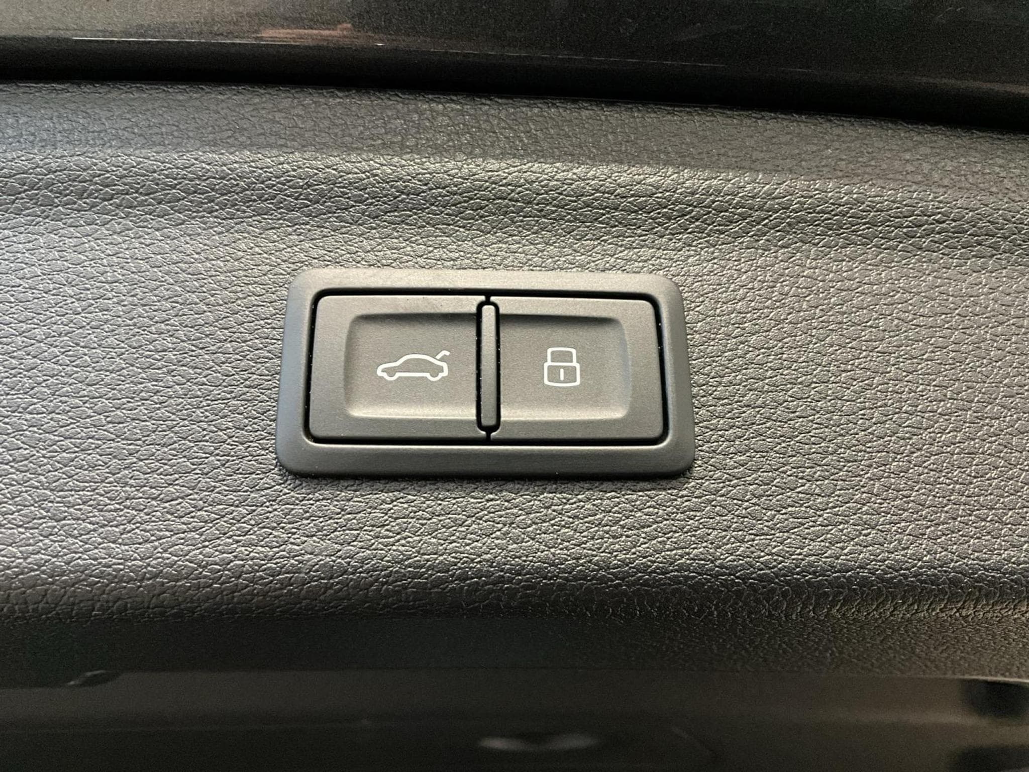 Audi Q3 S-Line+40TDI+Quattro+S-Tronic (2022) - Photo 18