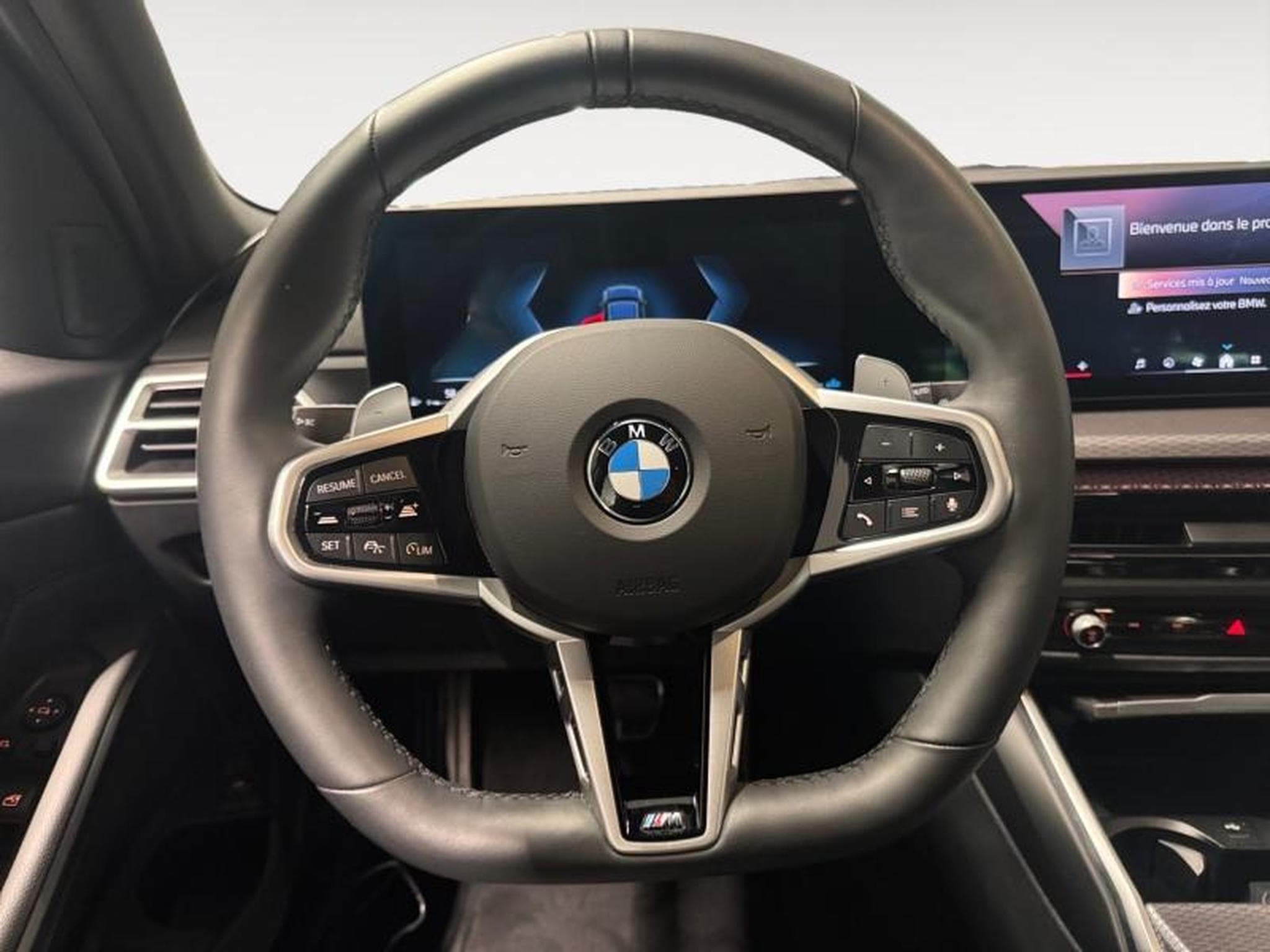 BMW 330 xDrive Touring (2025) - Foto 10