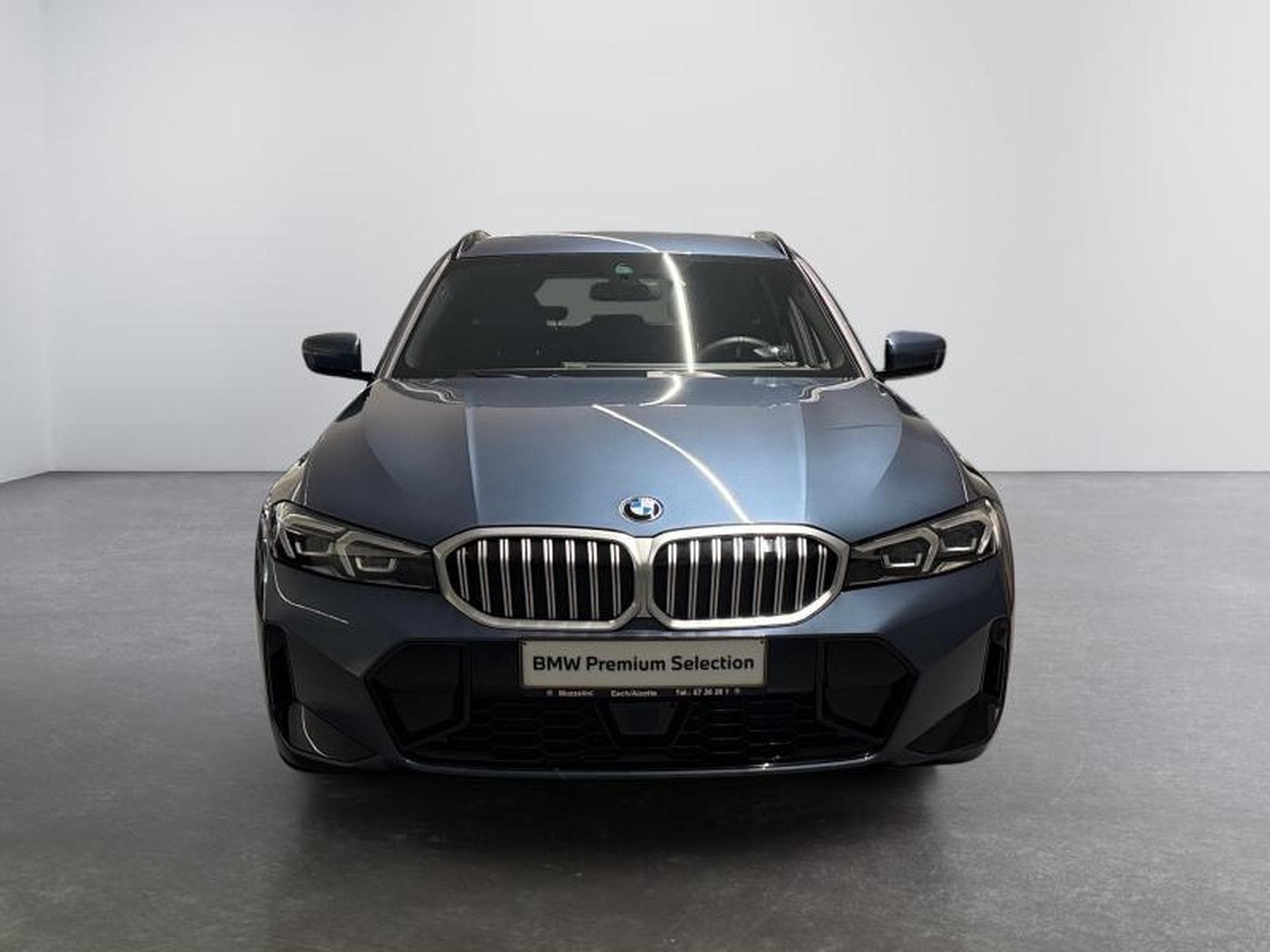 BMW 330 xDrive Touring (2025) - Foto 2