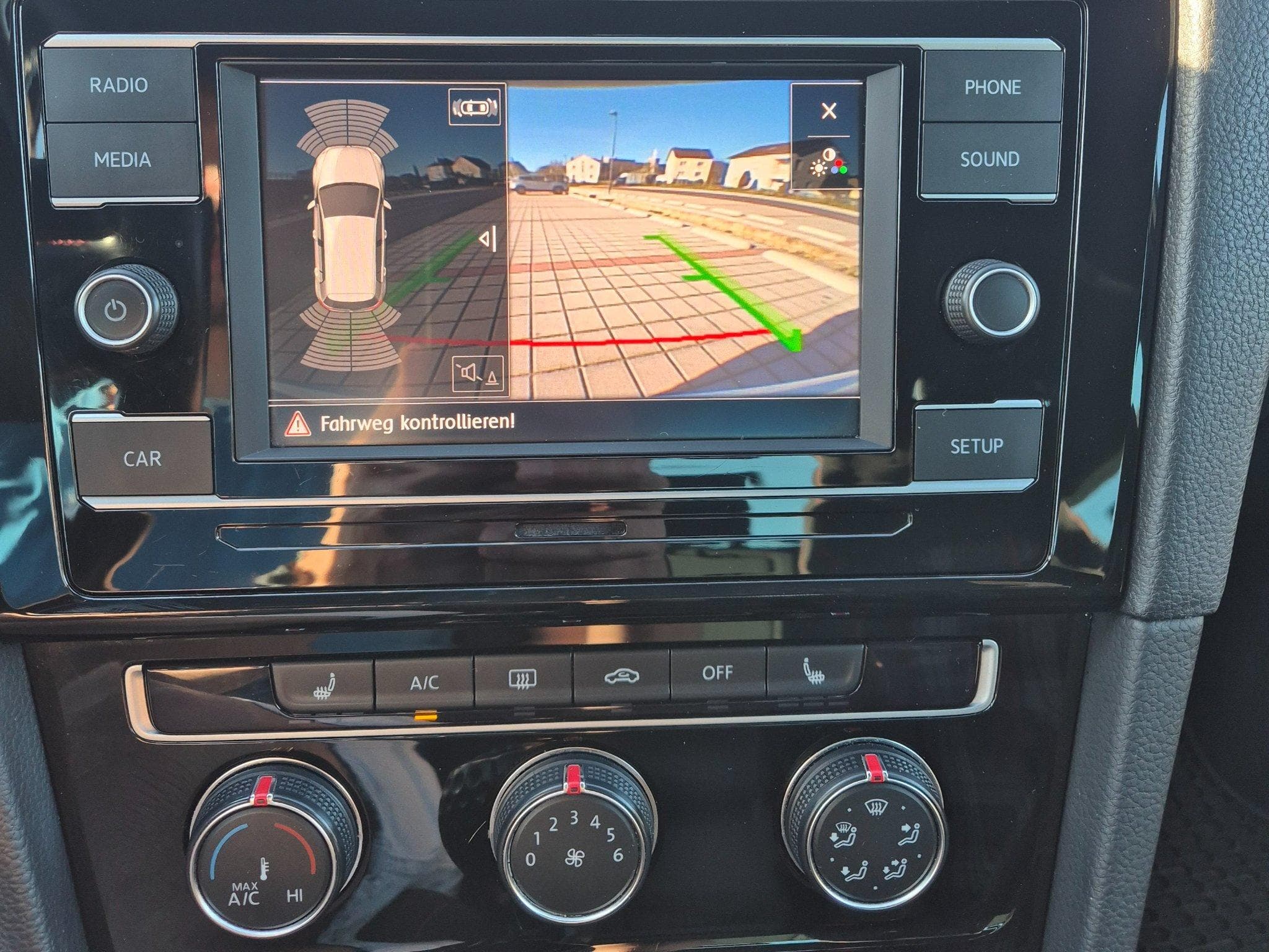 VW Golf GTI (2017) - Photo 10