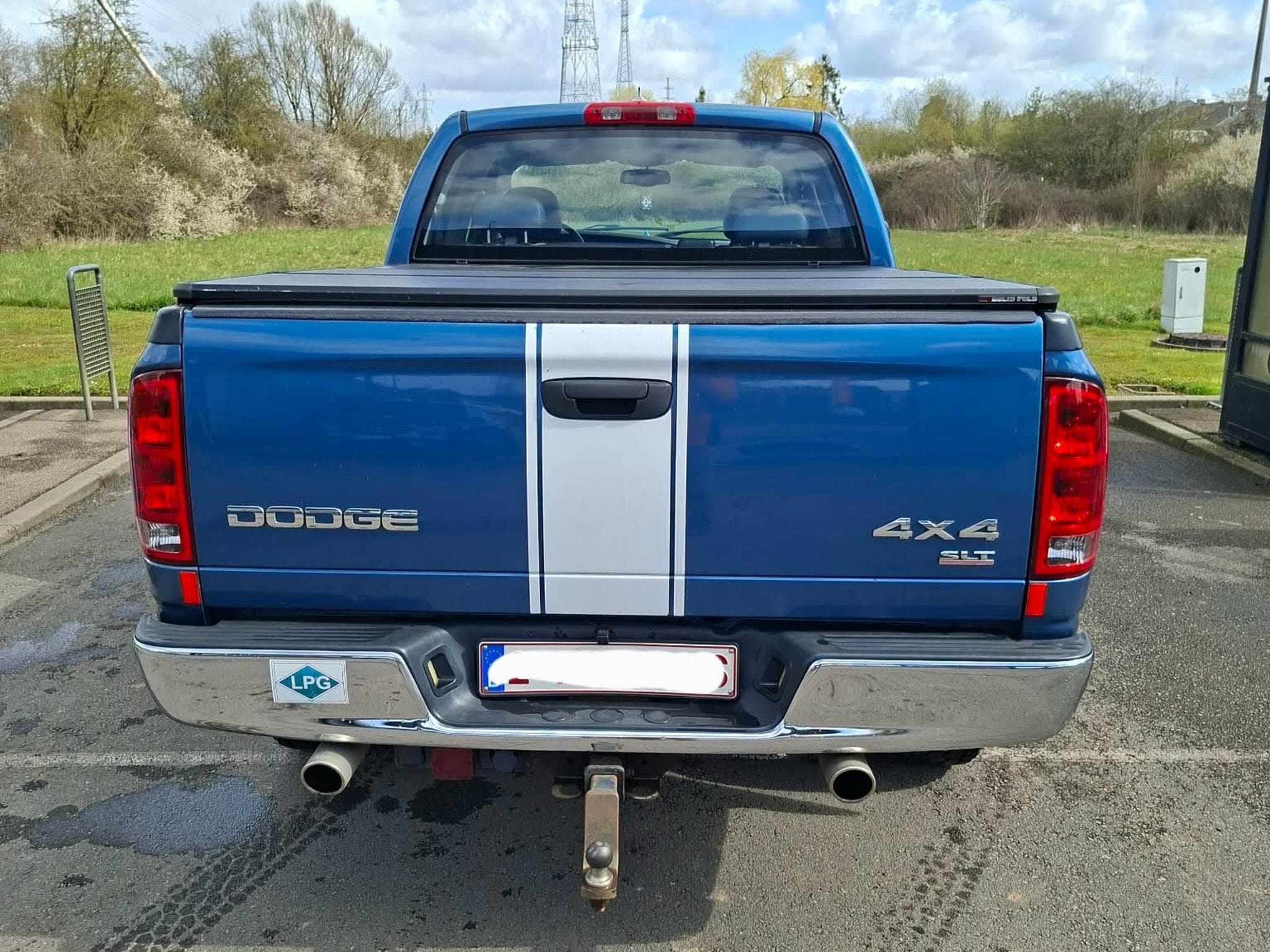 Dodge RAM 5.7 HEMI SLT (2004) - Photo 2