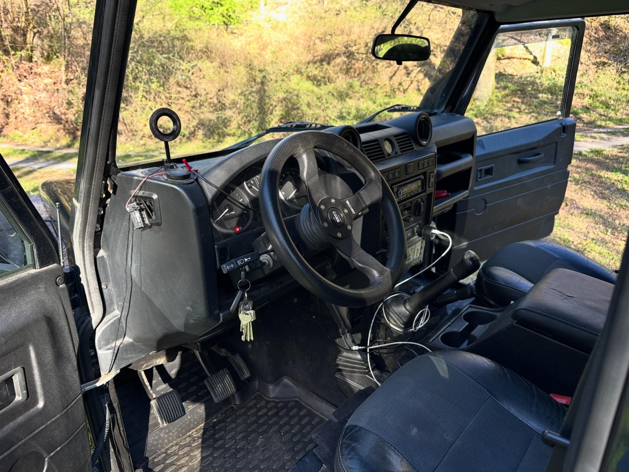 Land-Rover Defender TD4 (2012) - Photo 6