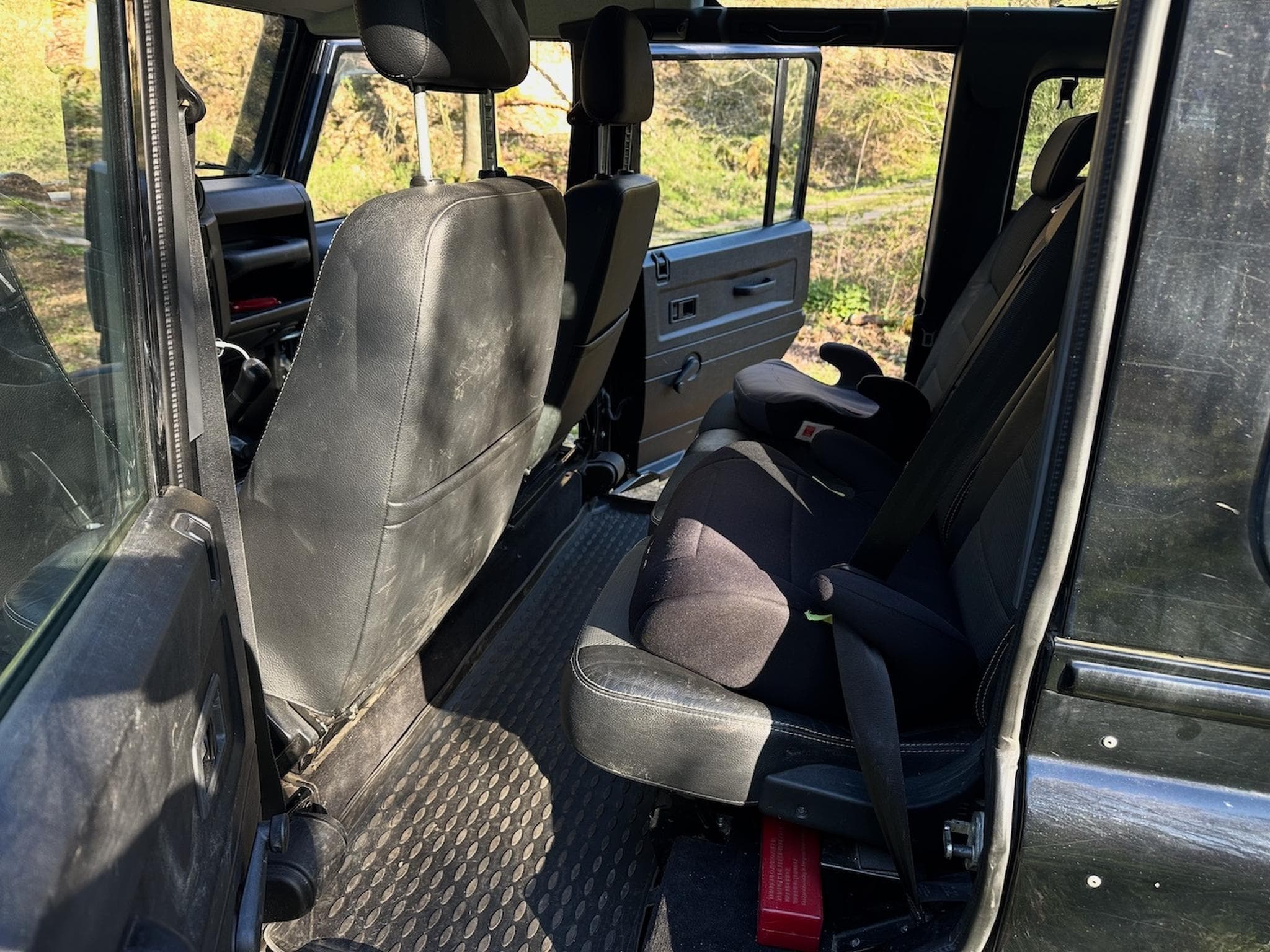 Land-Rover Defender TD4 (2012) - Photo 7