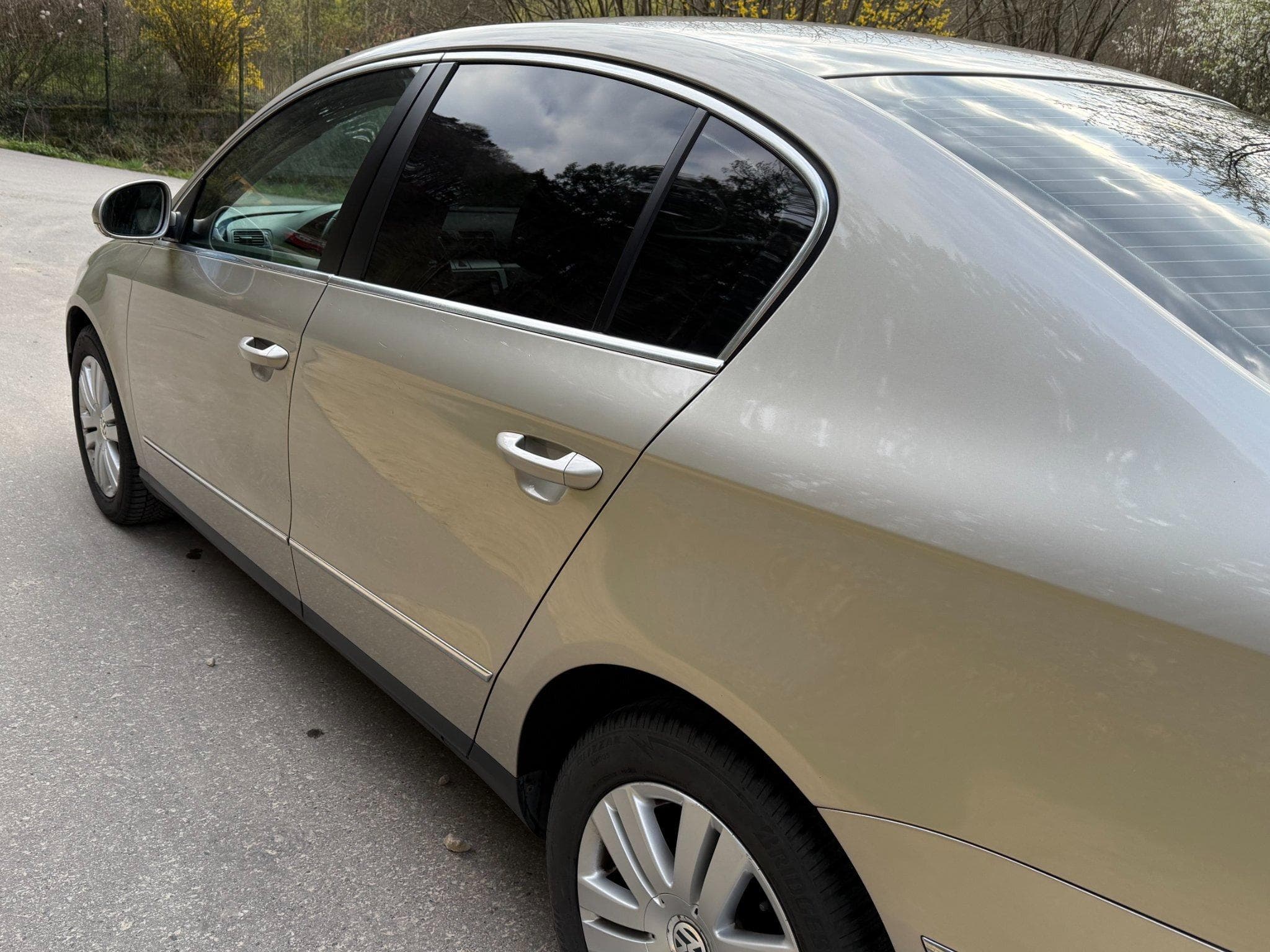 VW Passat B6 (2007) - Photo 3