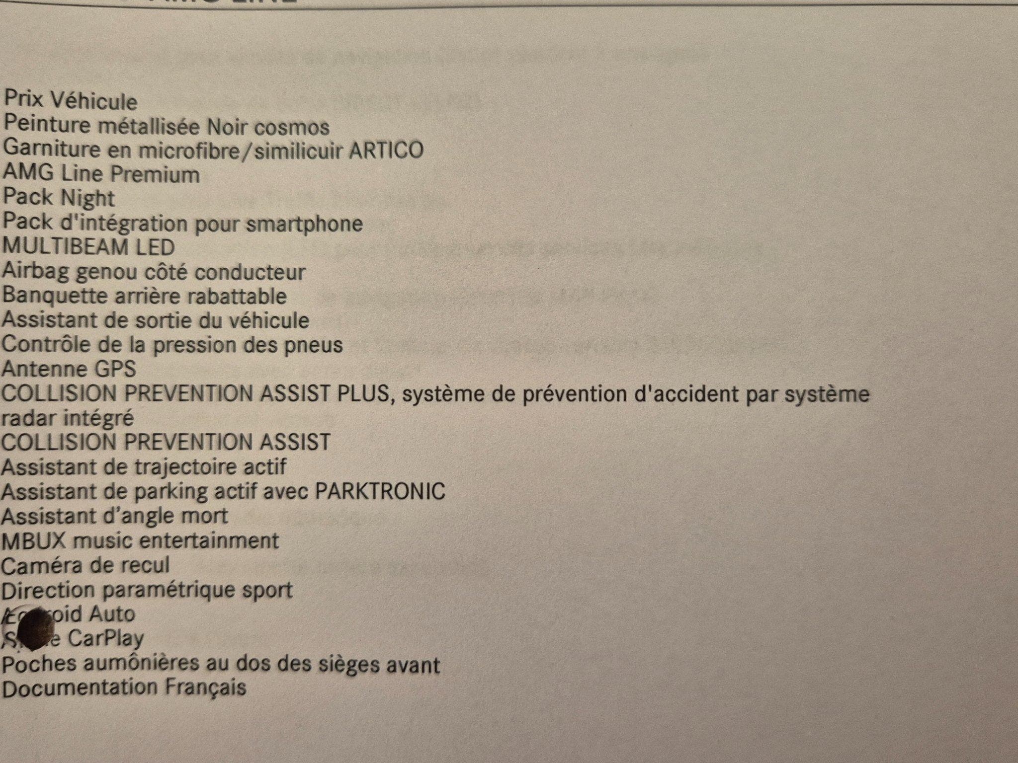 Mercedes A 180 A 180 D 116cv AMG LINE Auto 8G-DCT (2026) - Photo 9