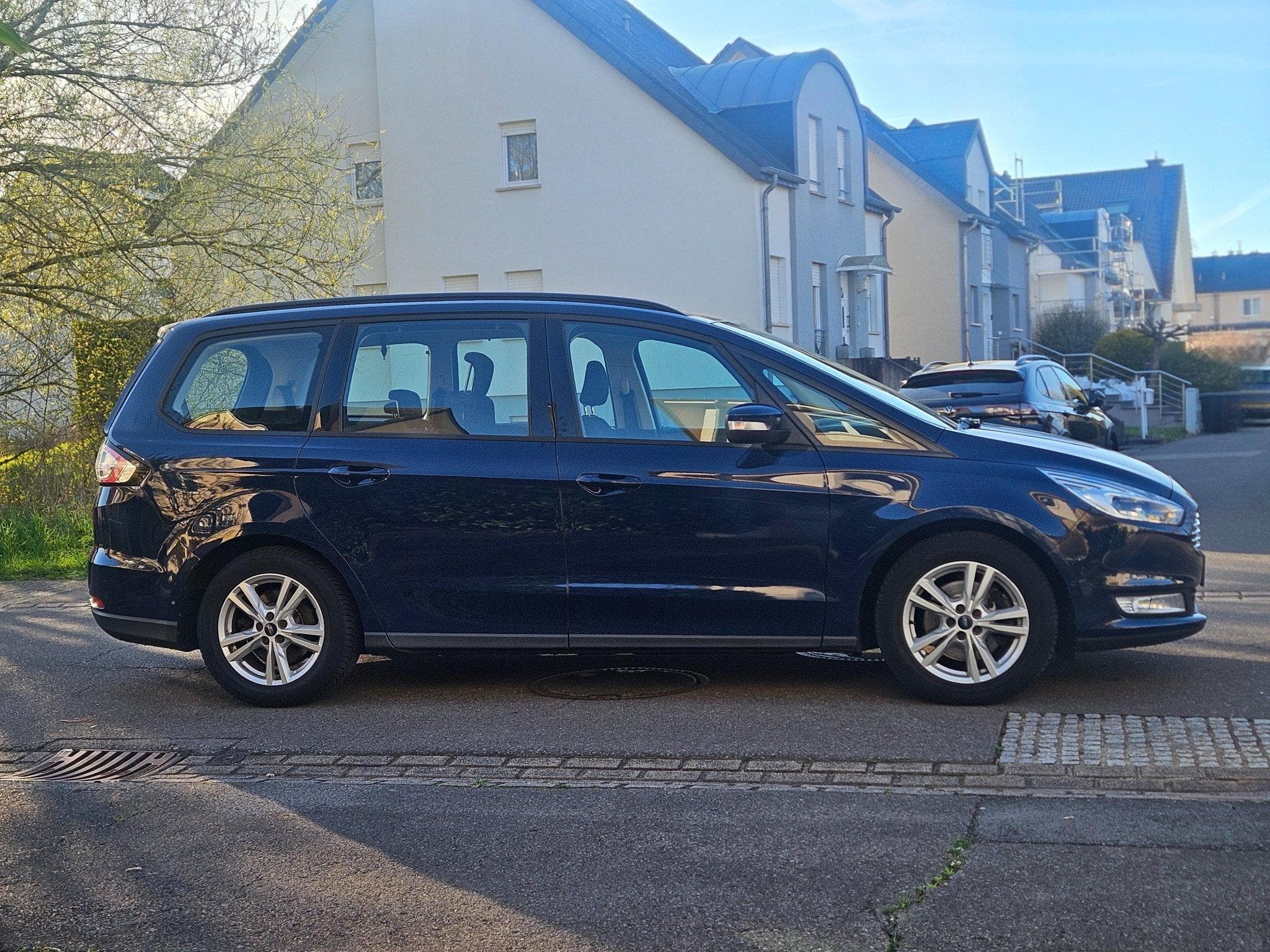 Ford Galaxy 2.0 TDI 7 places Auto/150CV Titanium (2018) - Photo 6