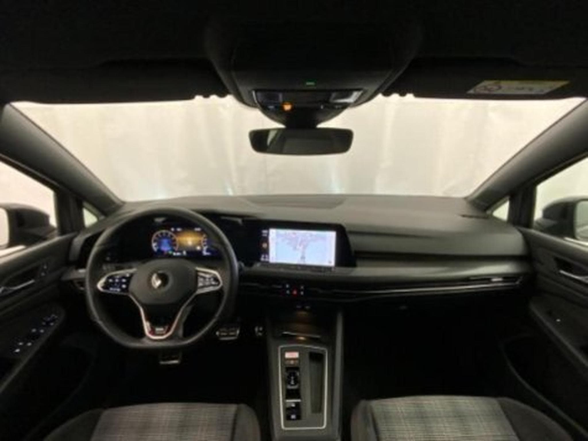 VW Golf GTI (2021) - Photo 3