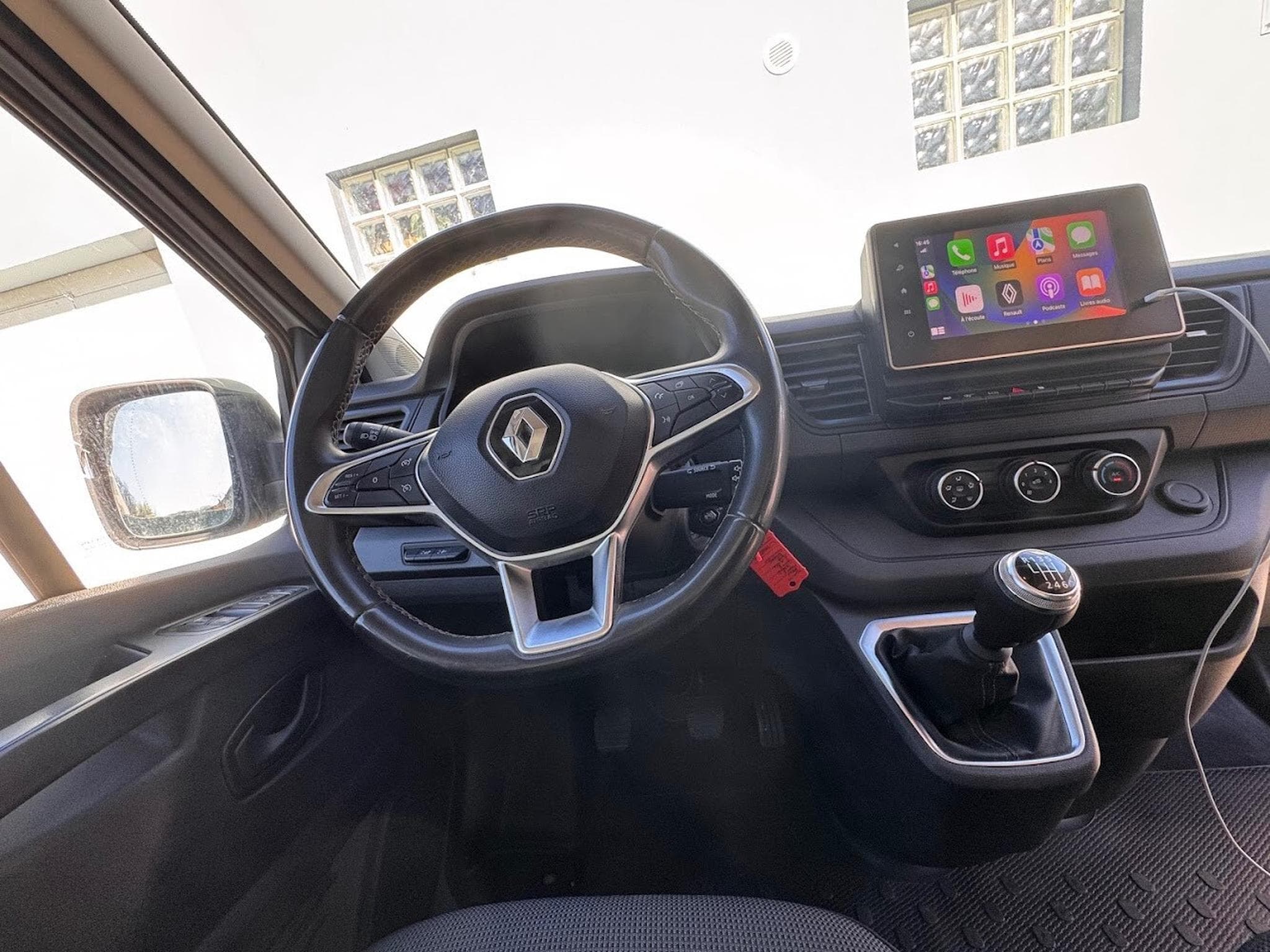 Renault Trafic L2H1 2,0 DCI 130 CV 1ERE MAIN (2022) - Photo 14