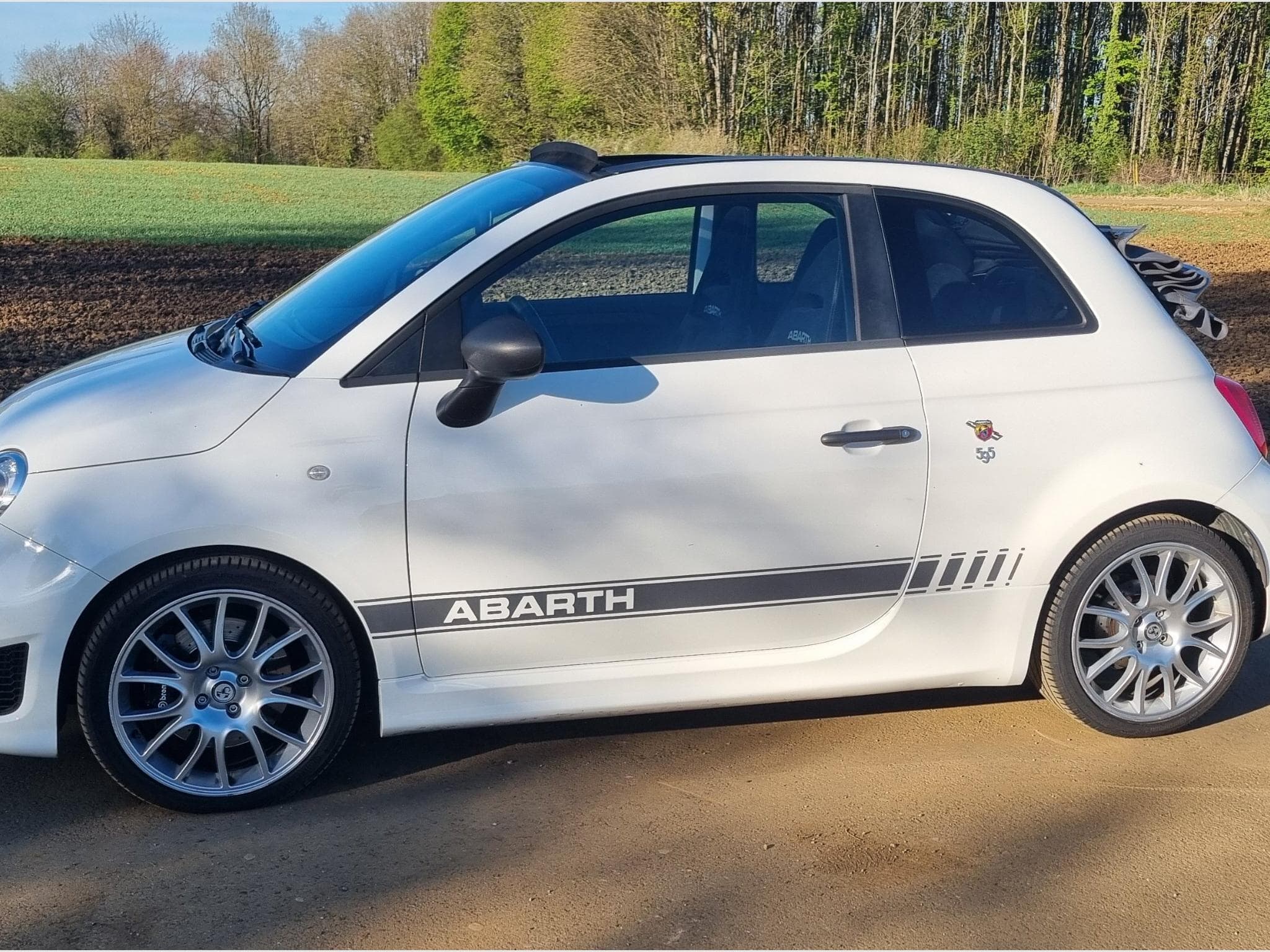 Abarth 595 Competitione (2016) - Photo 1