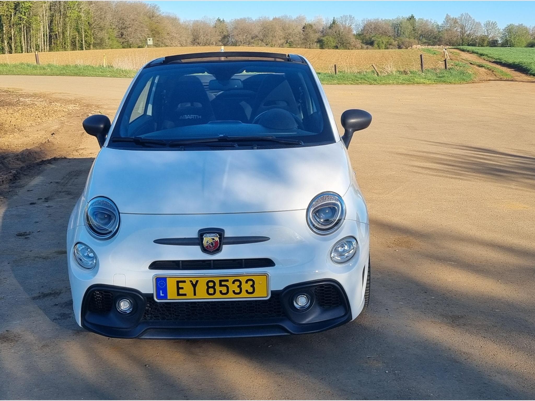 Abarth 595 Competitione (2016) - Photo 2