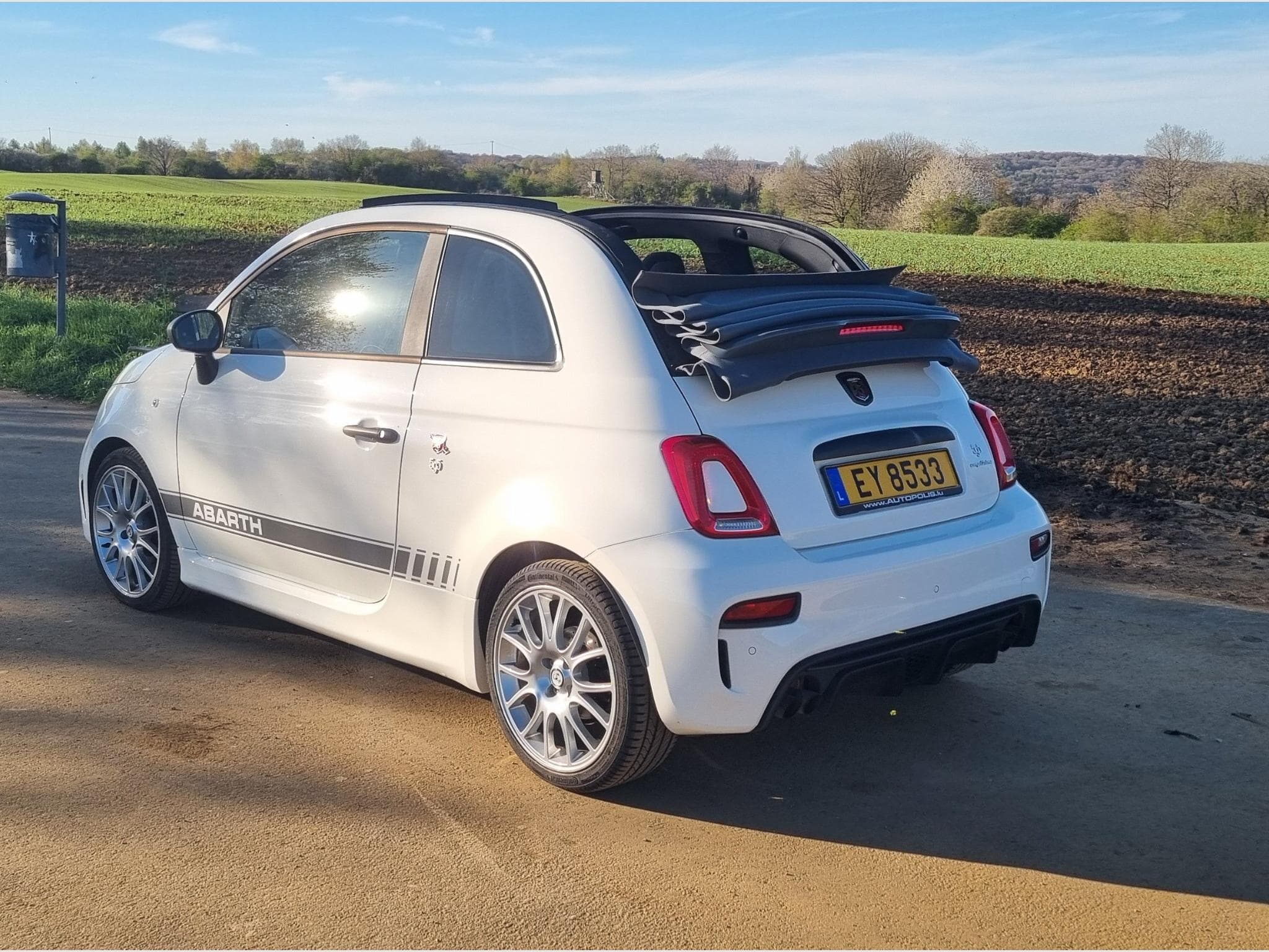 Abarth 595 Competitione (2016) - Photo 3