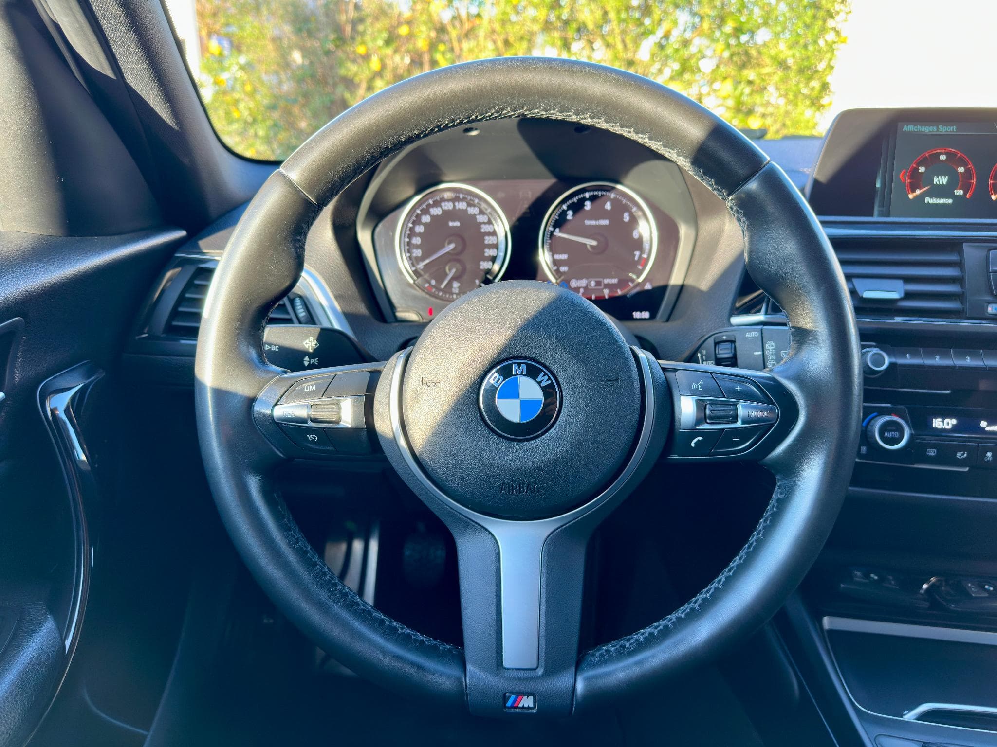 BMW 116 (F20) 116i 109ch M Sport (2019) - Photo 21