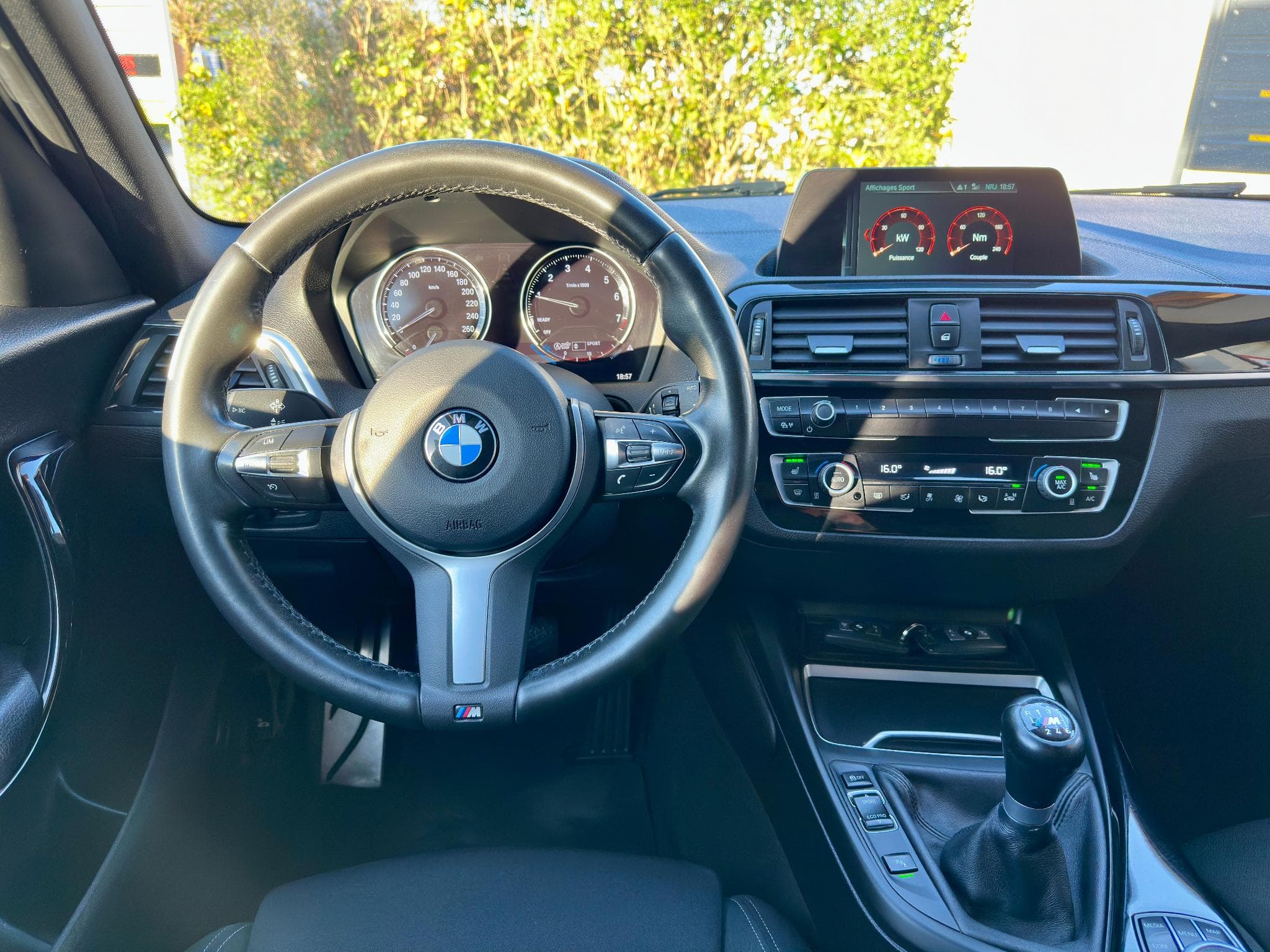 BMW 116 (F20) 116i 109ch M Sport (2019) - Photo 20