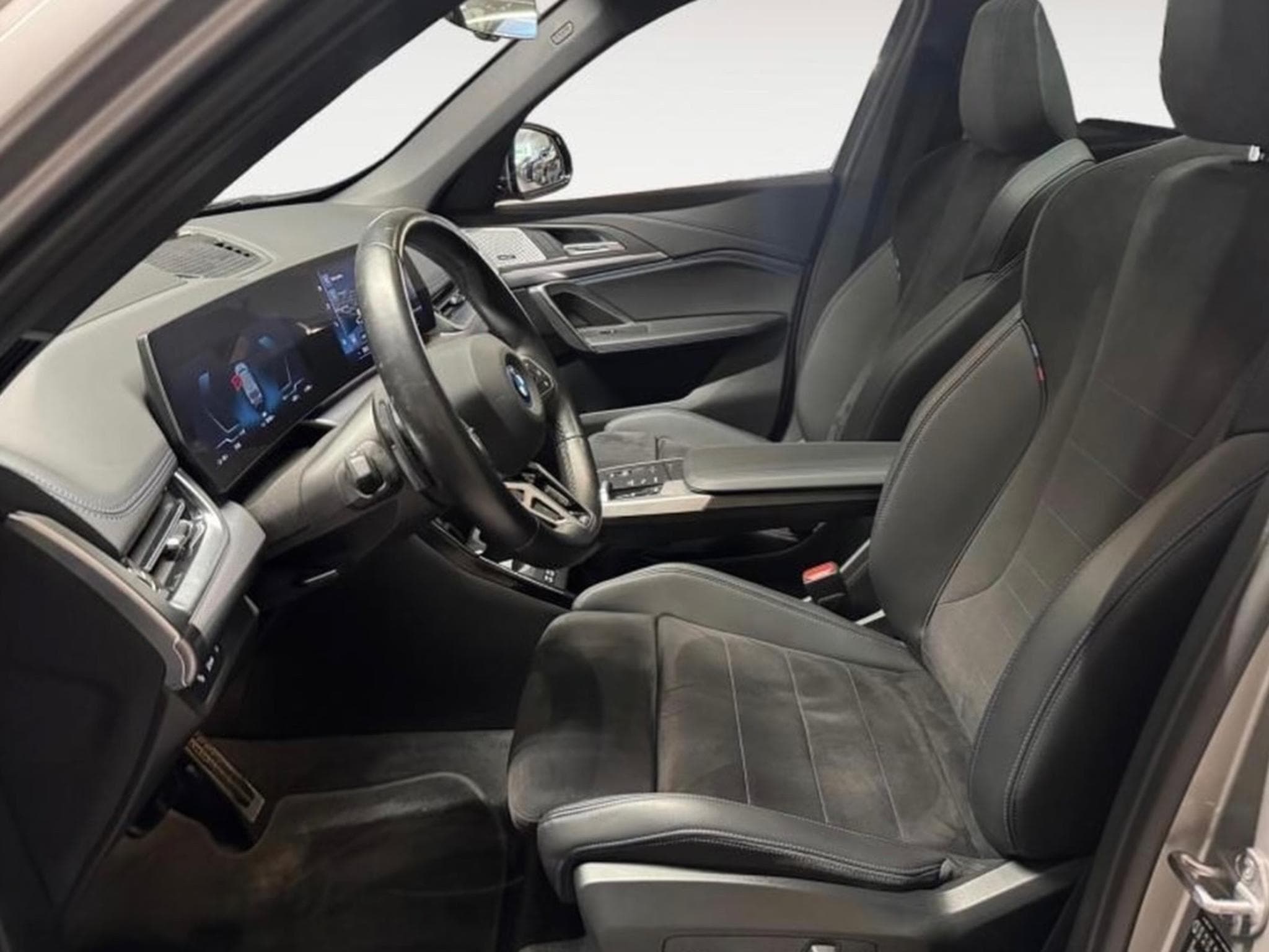 BMW iX1 BMW iX1 xDrive30 M Sport 4x4 (2023) - Foto 4