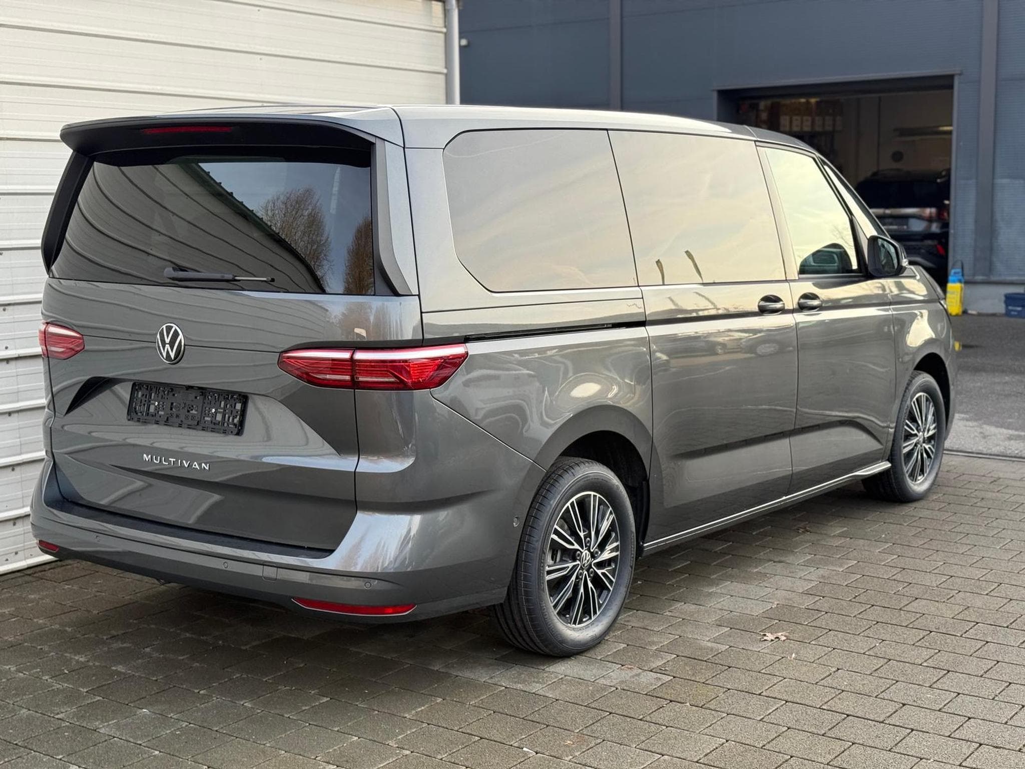 VW T7 Business (2026) - Foto 16
