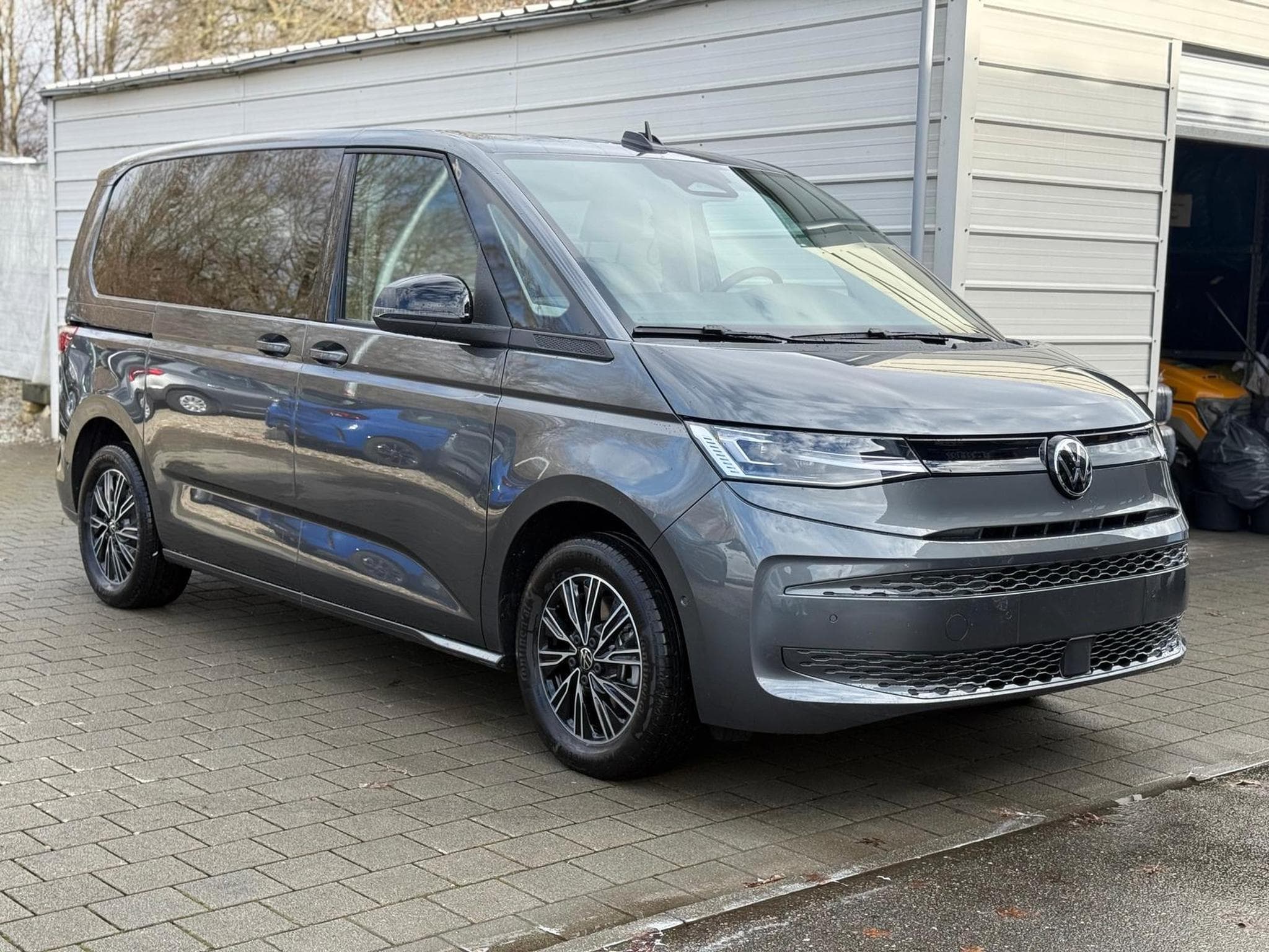 VW T7 Business (2026) - Foto 1