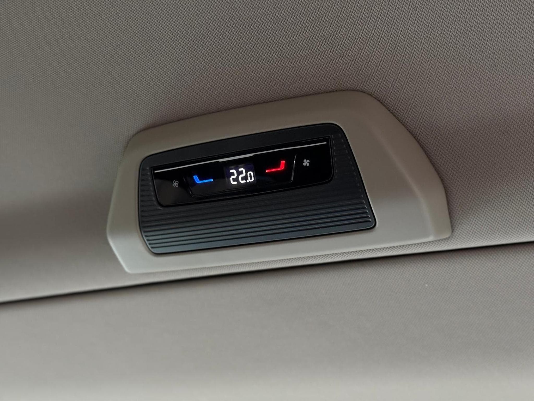 VW T7 Business (2026) - Foto 15