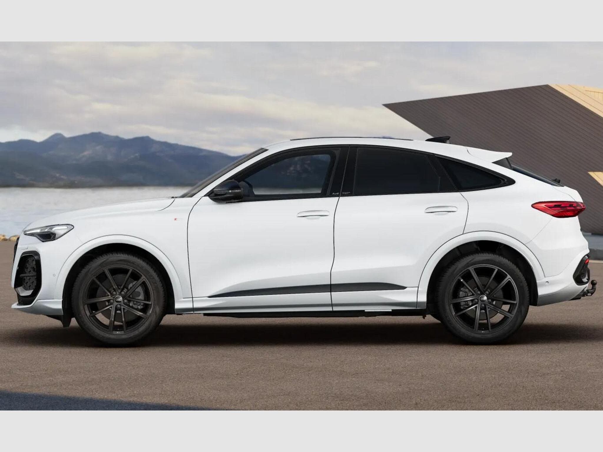 Audi Q5 Sportback S line (2025) - Foto 2