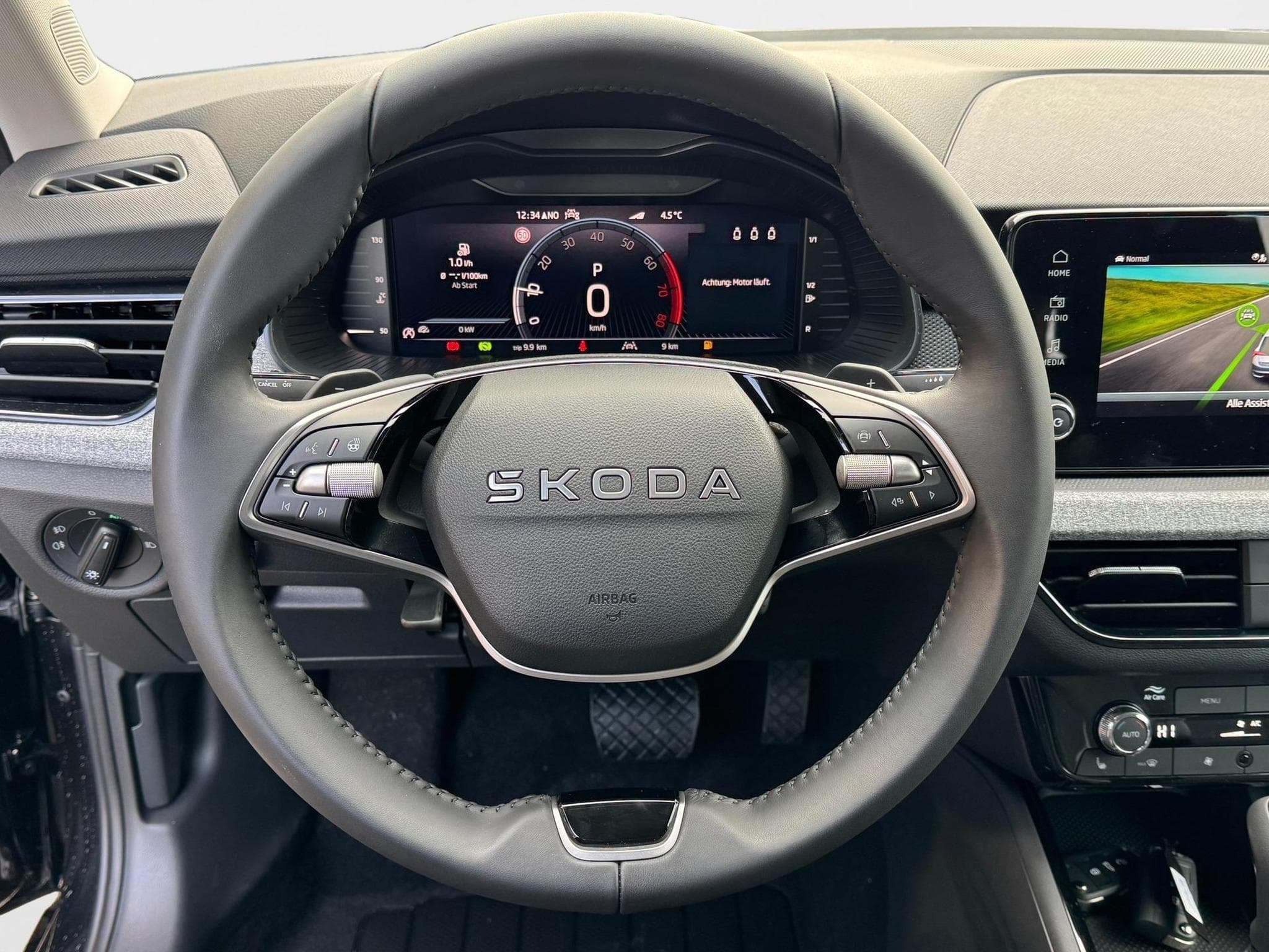 Skoda Scala 1,0 TSI DSG (2026) - Foto 12