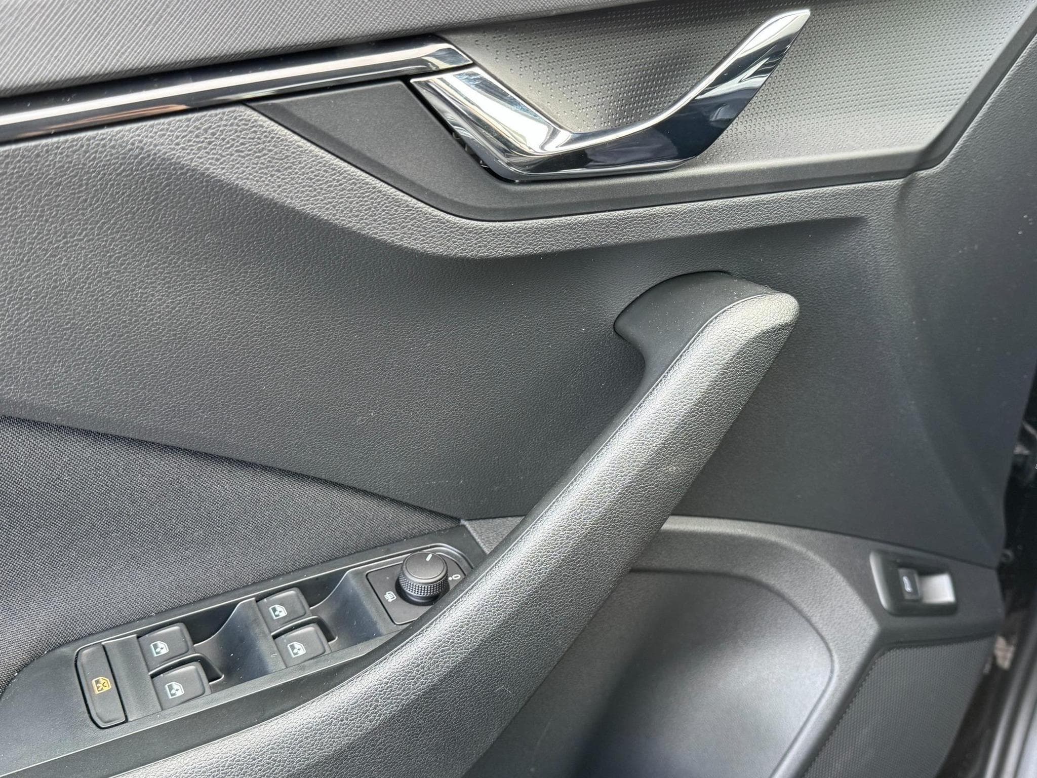 Skoda Scala 1,0 TSI DSG (2026) - Foto 24