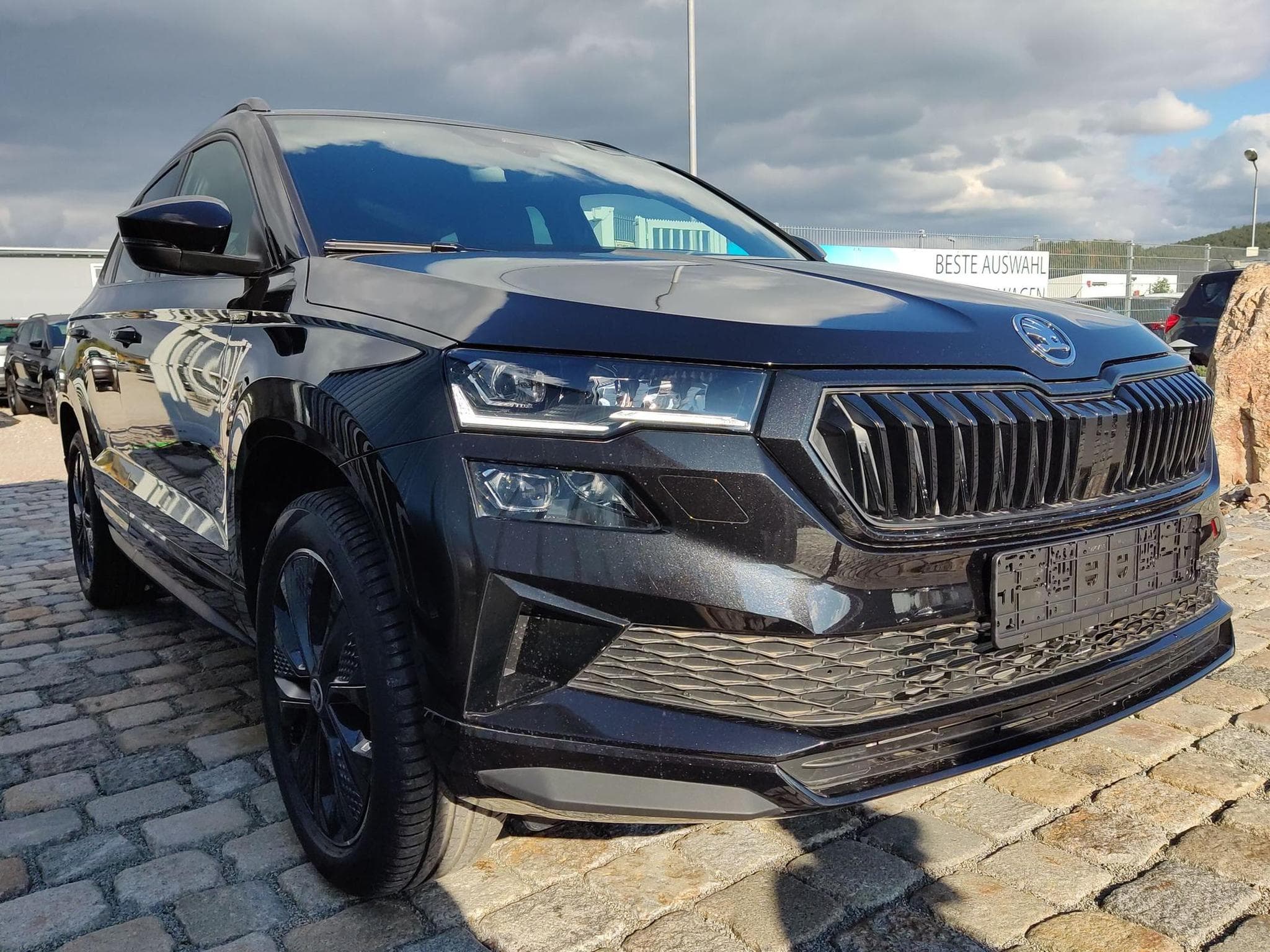 Skoda Karoq Sportline 2,0 TDI (2026) - Photo 3