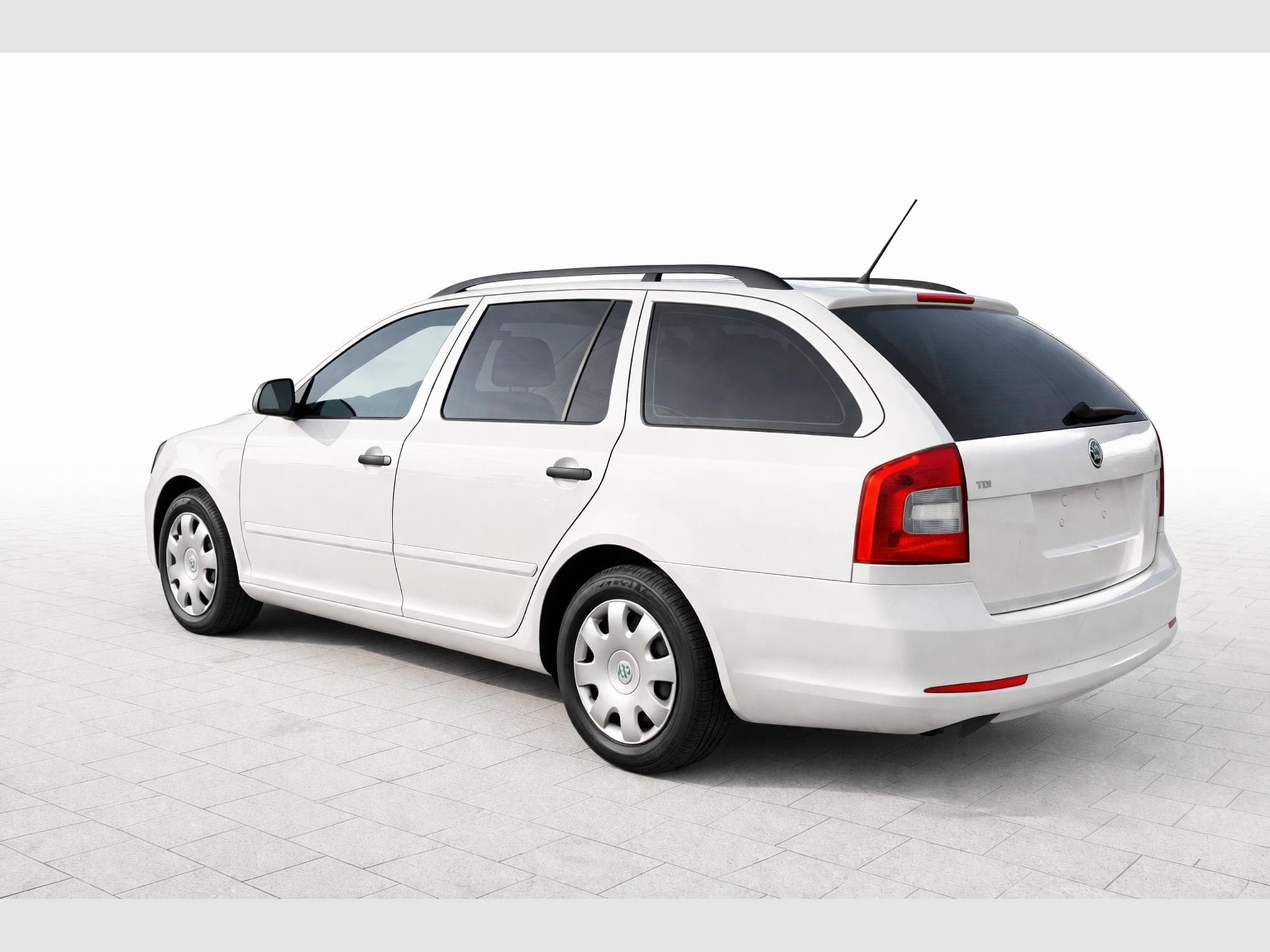 Skoda Octavia 1.6TDI Comfort (2011) - Photo 2