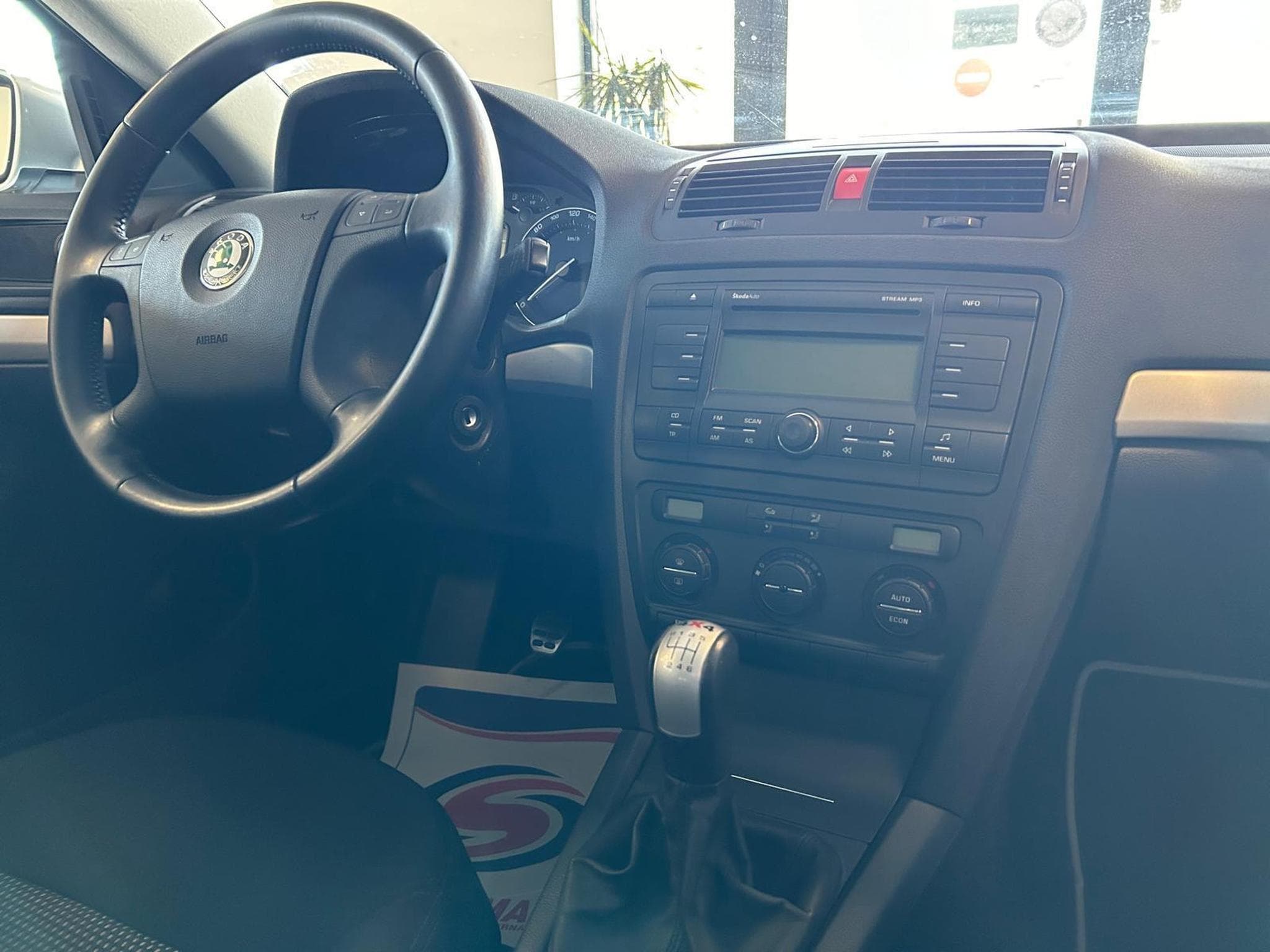 Skoda Octavia Scout 4x4 (2008) - Photo 9