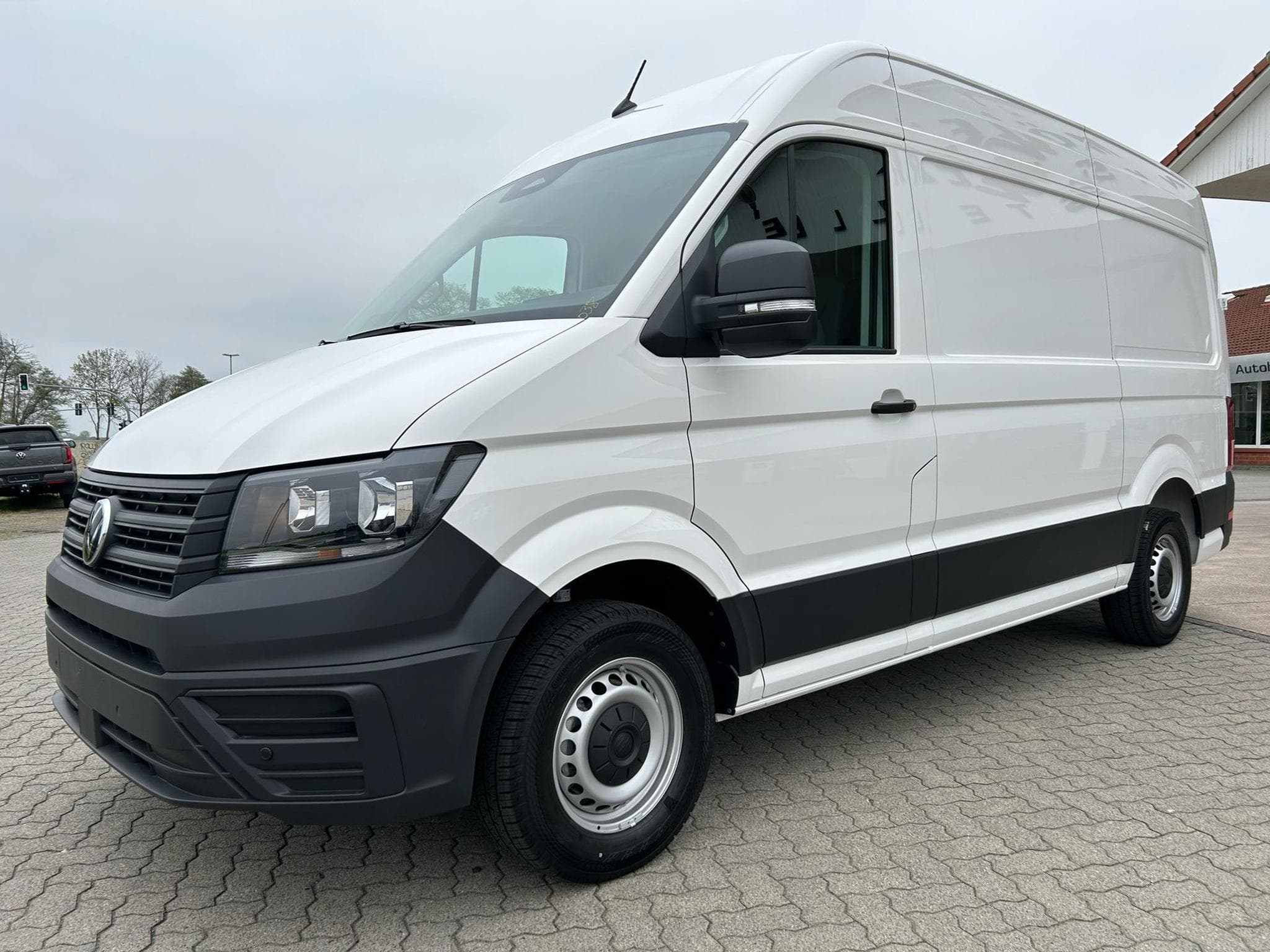 VW Crafter 35 2.0 TDI (2026) - Photo 1