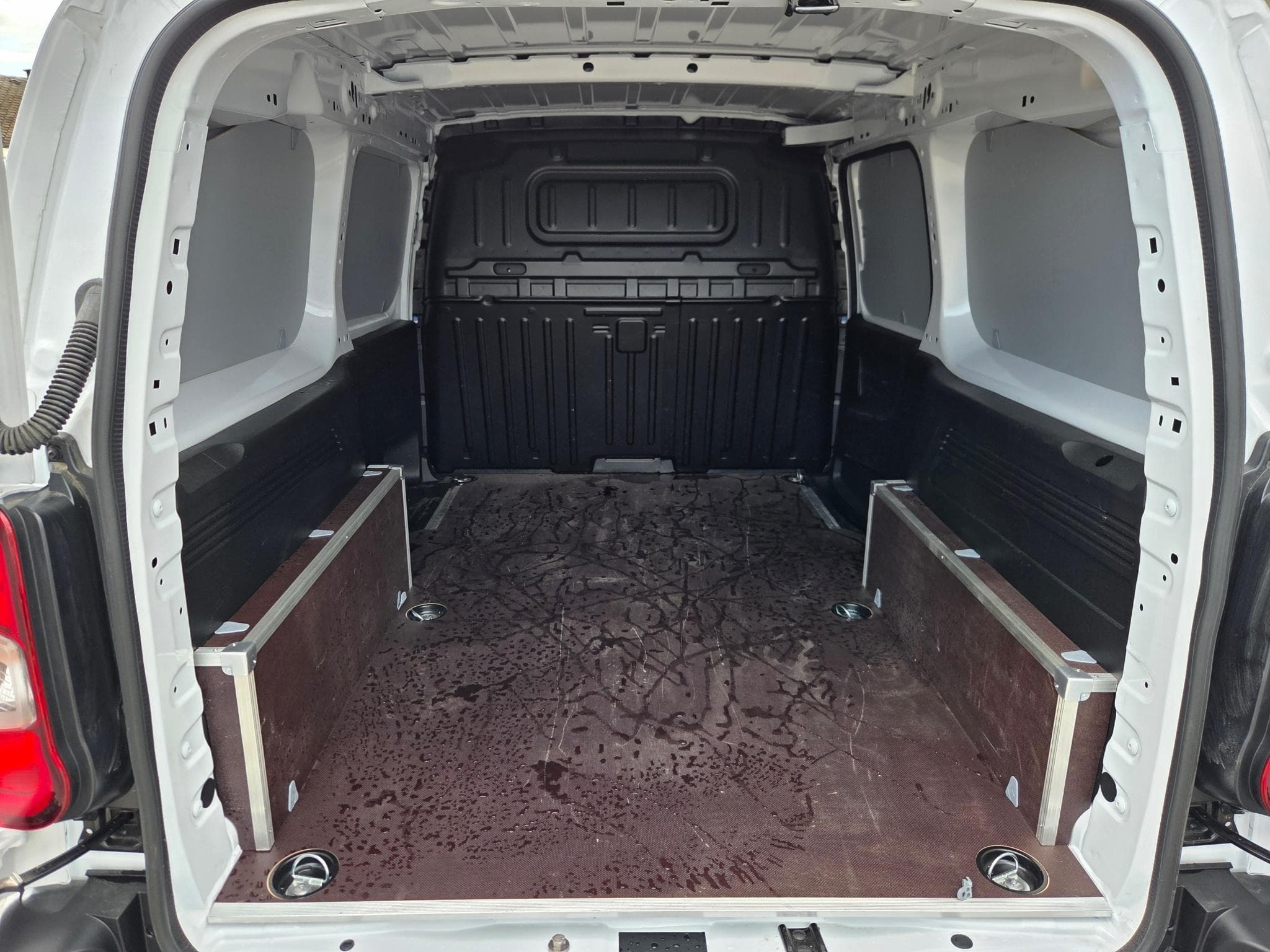 Fiat Doblo VAN L2 HEAVY 1.5 HDI 130 AUTO CV (2025) - Photo 8