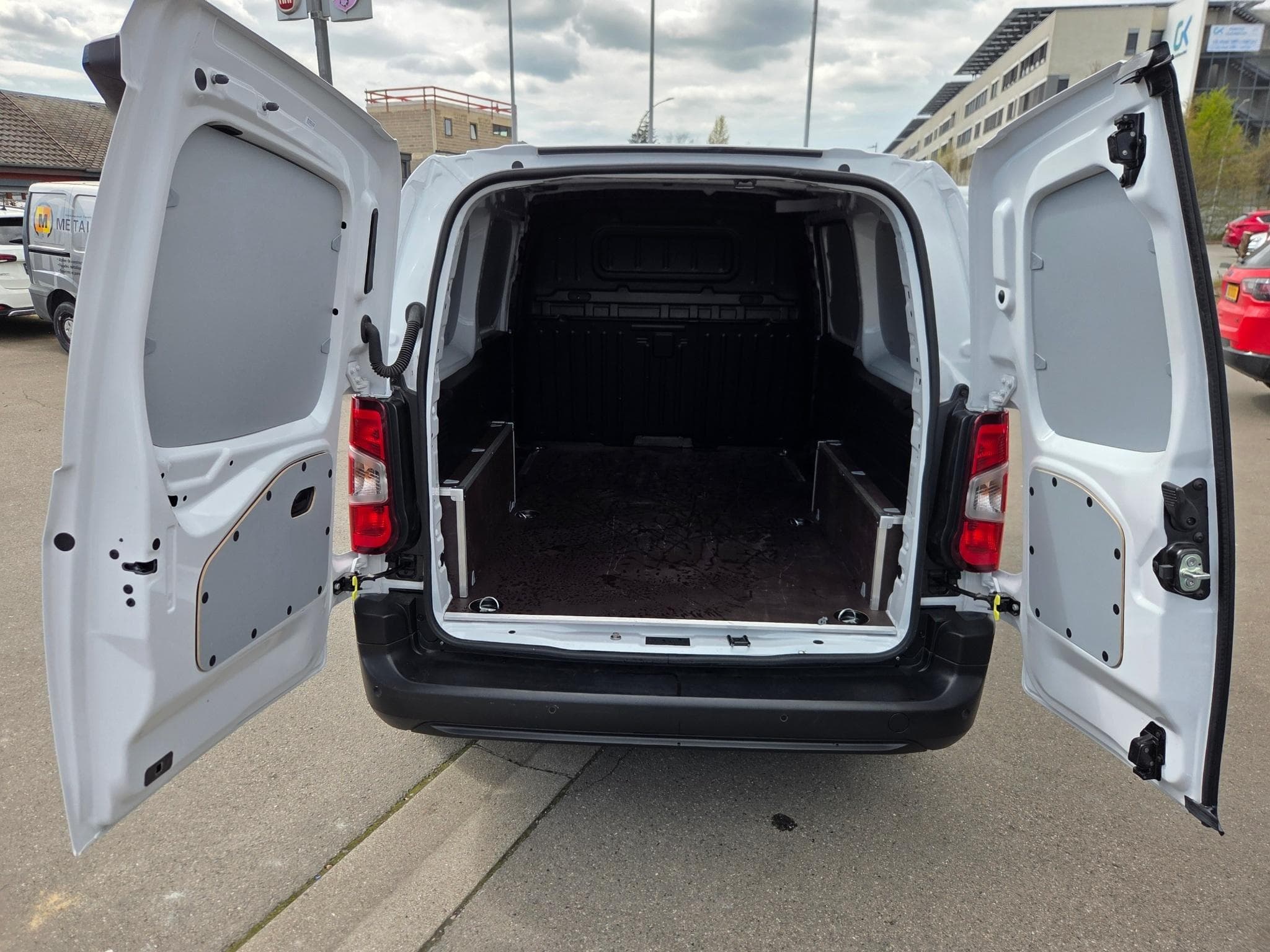 Fiat Doblo VAN L2 HEAVY 1.5 HDI 130 AUTO CV (2025) - Photo 7