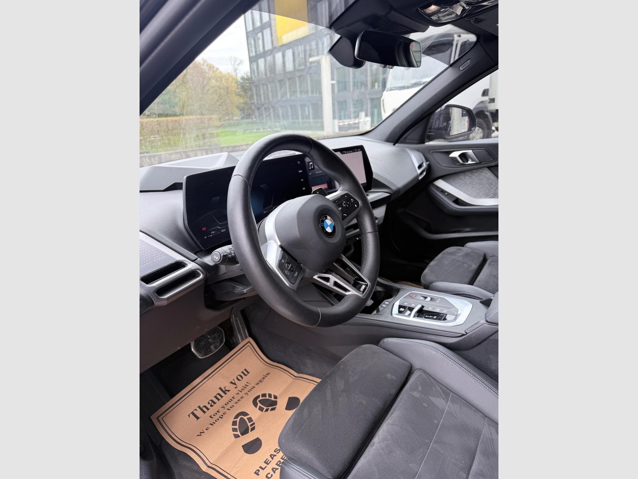 BMW 116 1.5 122 Ps PACK M PLUS (2025) - Foto 10