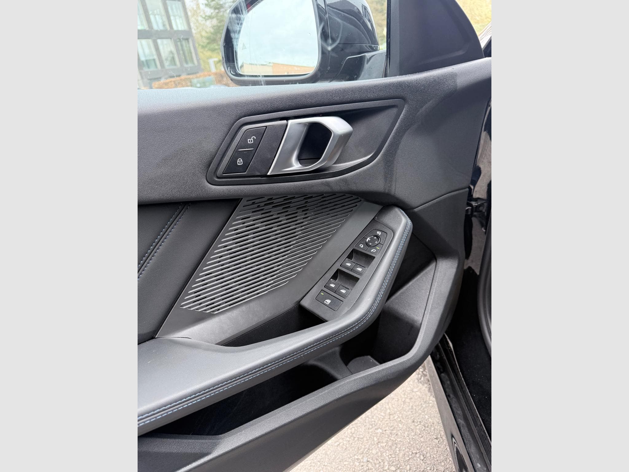 BMW 116 1.5 122 Ps PACK M PLUS (2025) - Foto 14