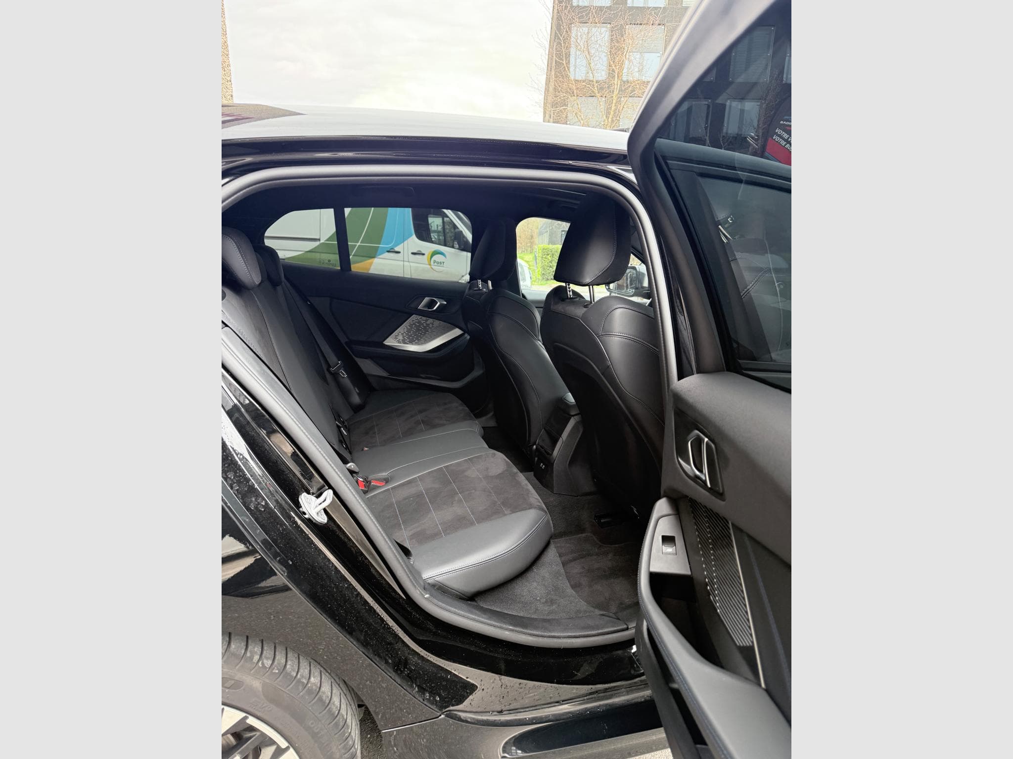 BMW 116 1.5 122 Ps PACK M PLUS (2025) - Foto 7