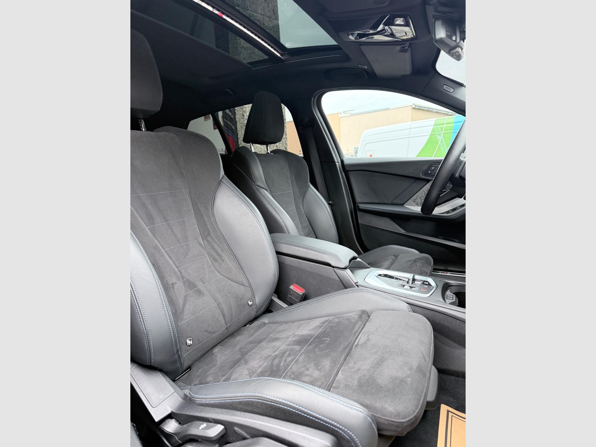 BMW 116 1.5 122 Ps PACK M PLUS (2025) - Foto 8